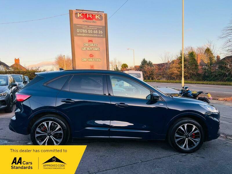 2023 Ford Kuga 2.5 EcoBoost Duratec 14.4kWh ST-Line X CVT Euro 6 (s/s) 5dr • 23,532 miles image 7