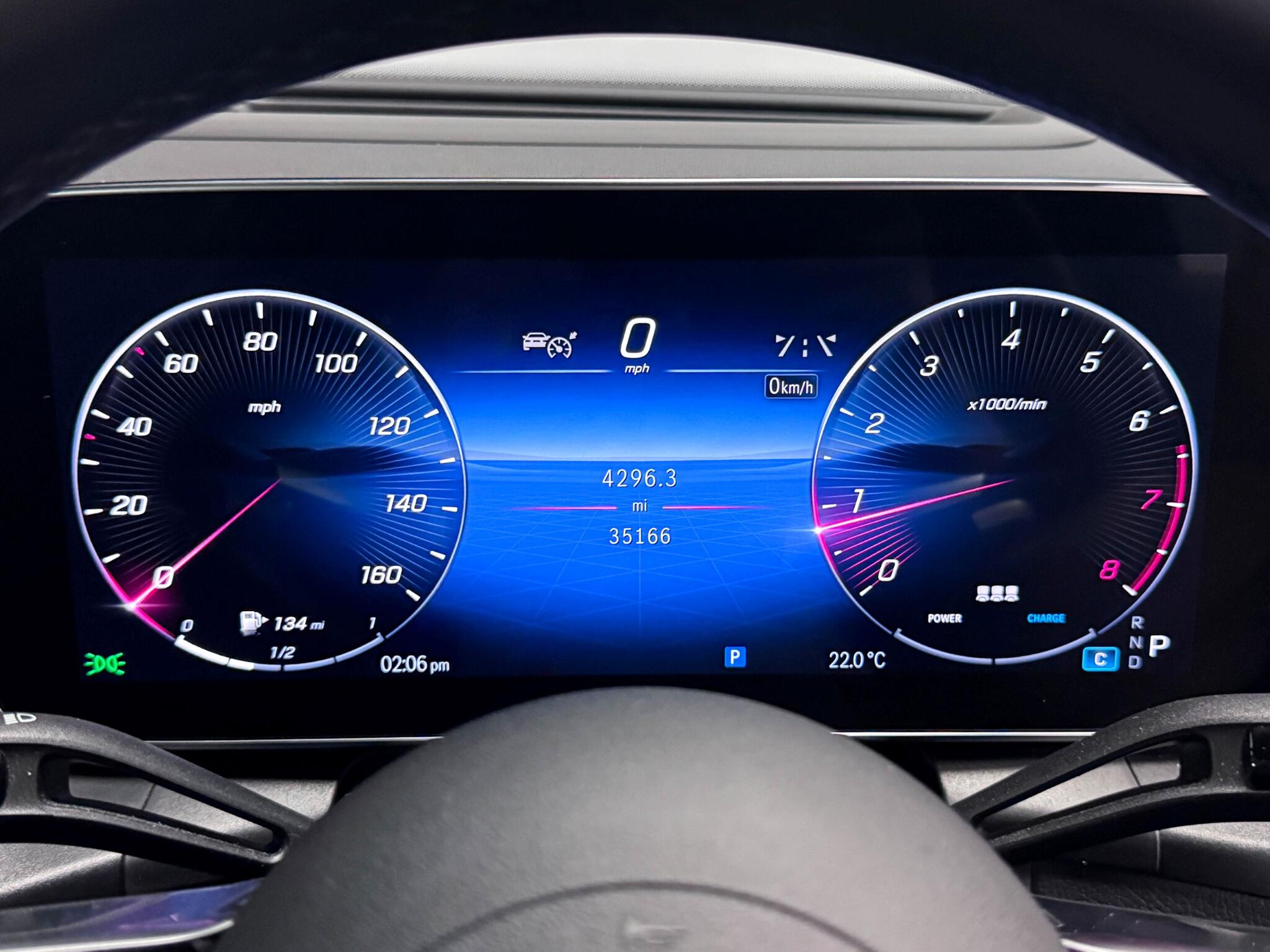Mercedes-Benz GLC view 18