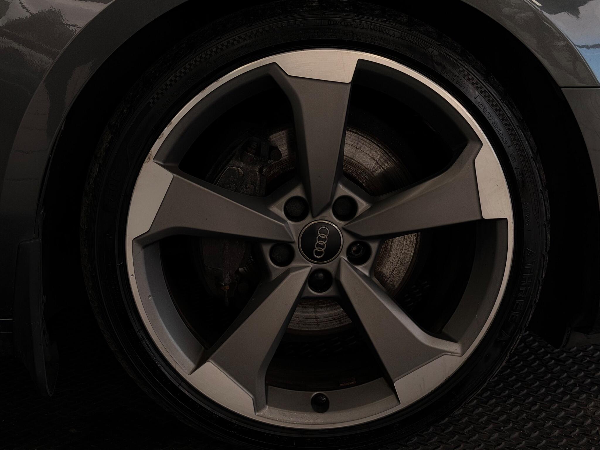 Audi A4 view 31