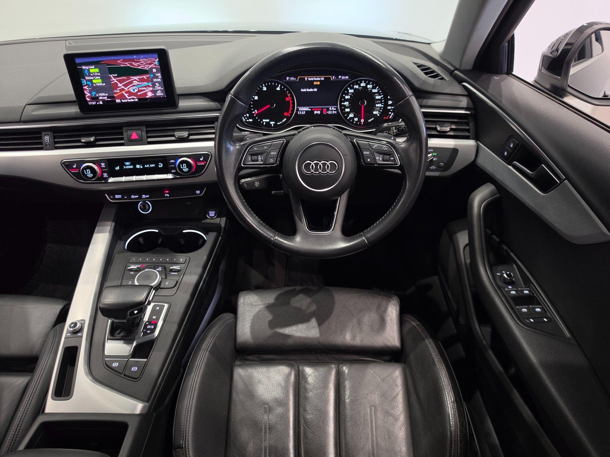 Audi A4 view 26