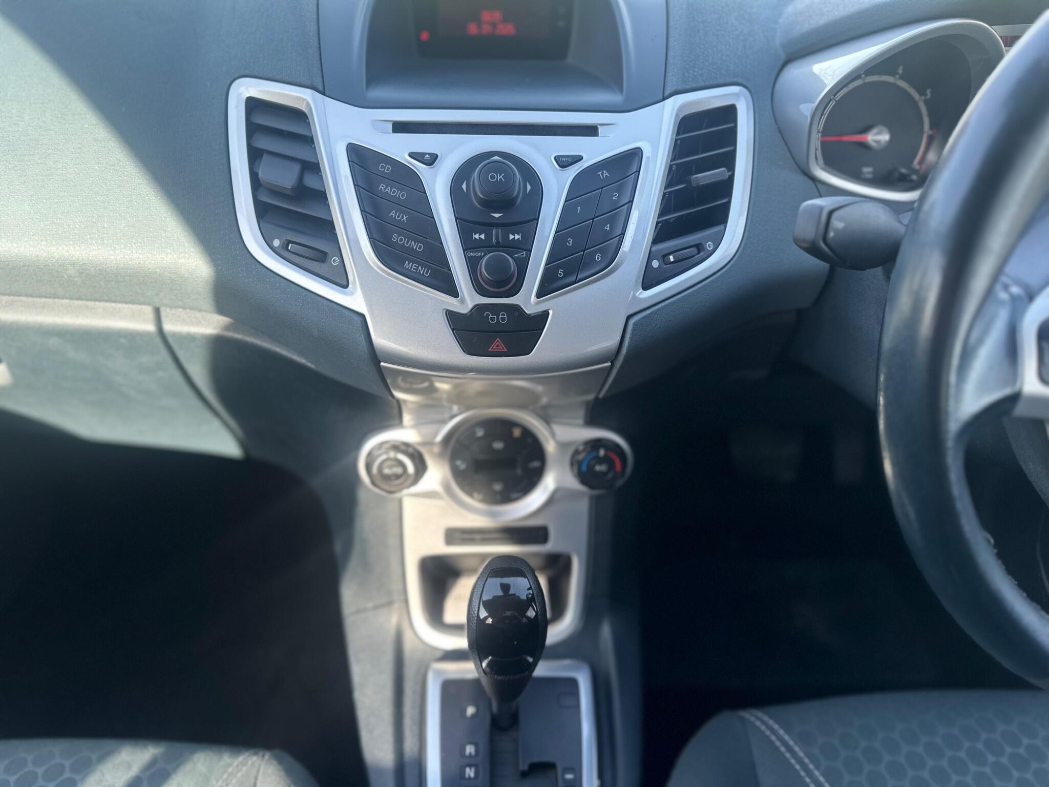 Ford Fiesta view 30