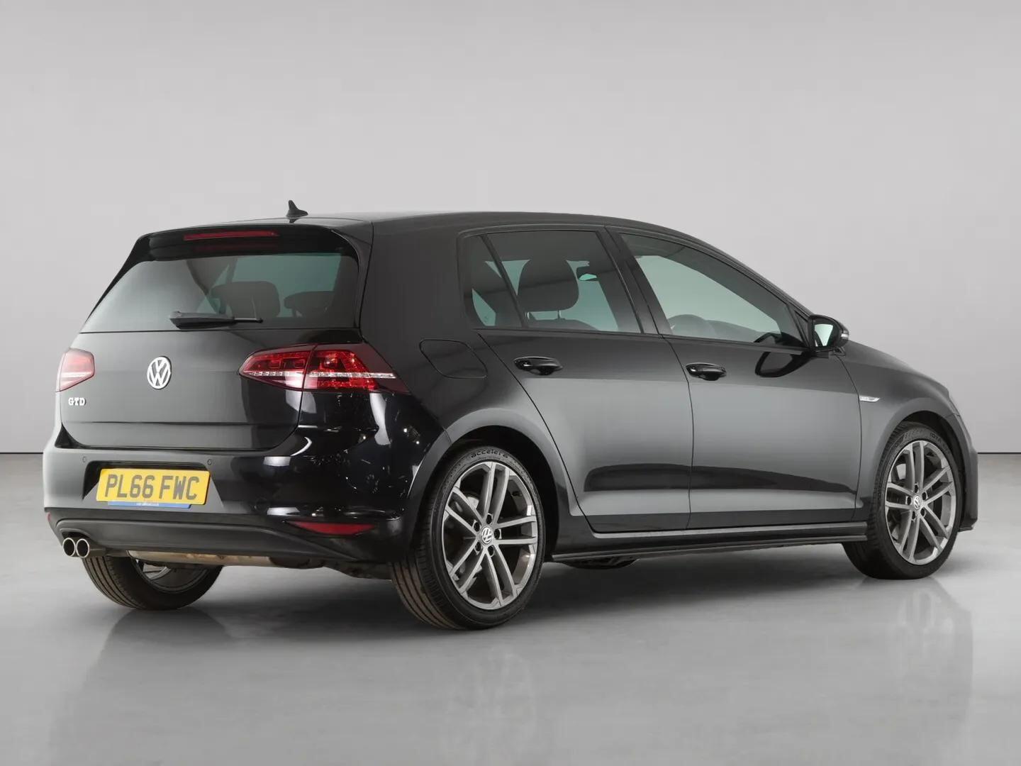 Volkswagen Golf view 11