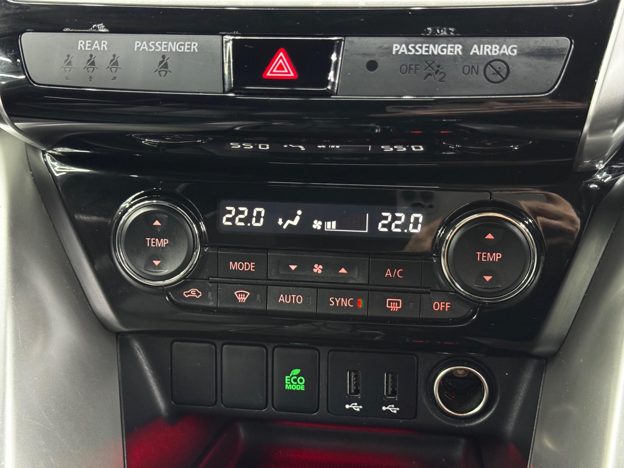 Mitsubishi Eclipse Cross view 28