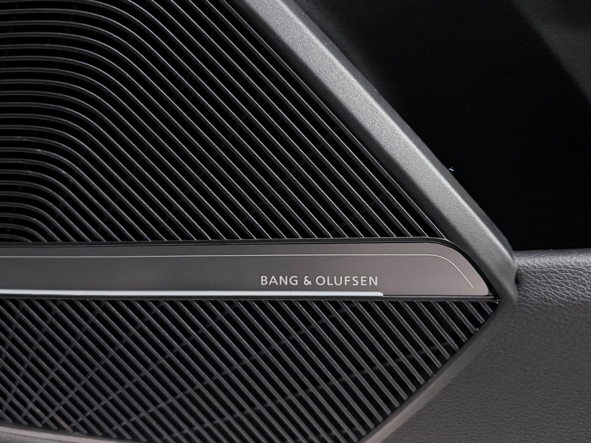 Audi Q5 view 26