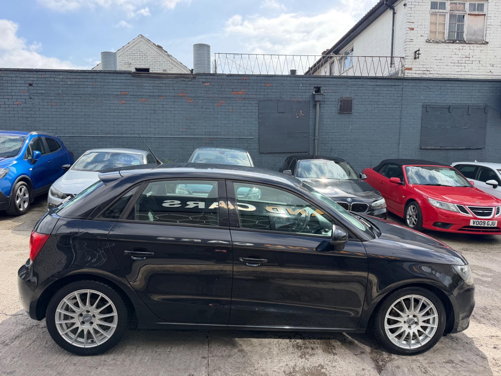 Audi A1 view 8