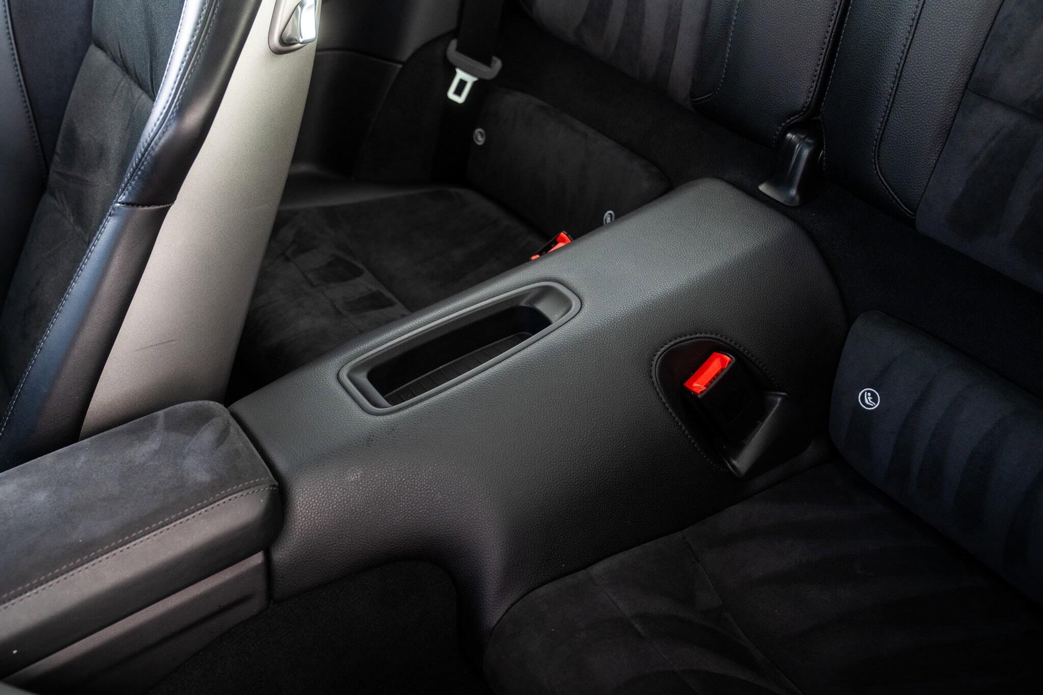 Porsche 911 view 48