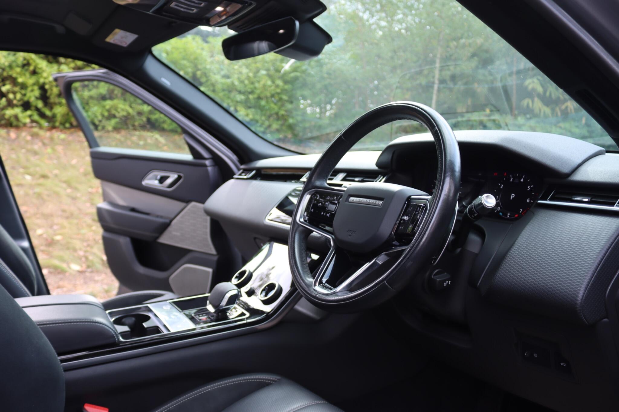 Land Rover Range Rover Velar view 44