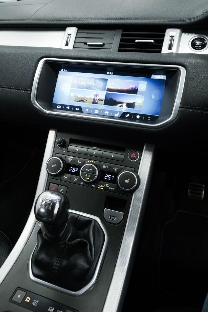 Land Rover Range Rover Evoque view 26
