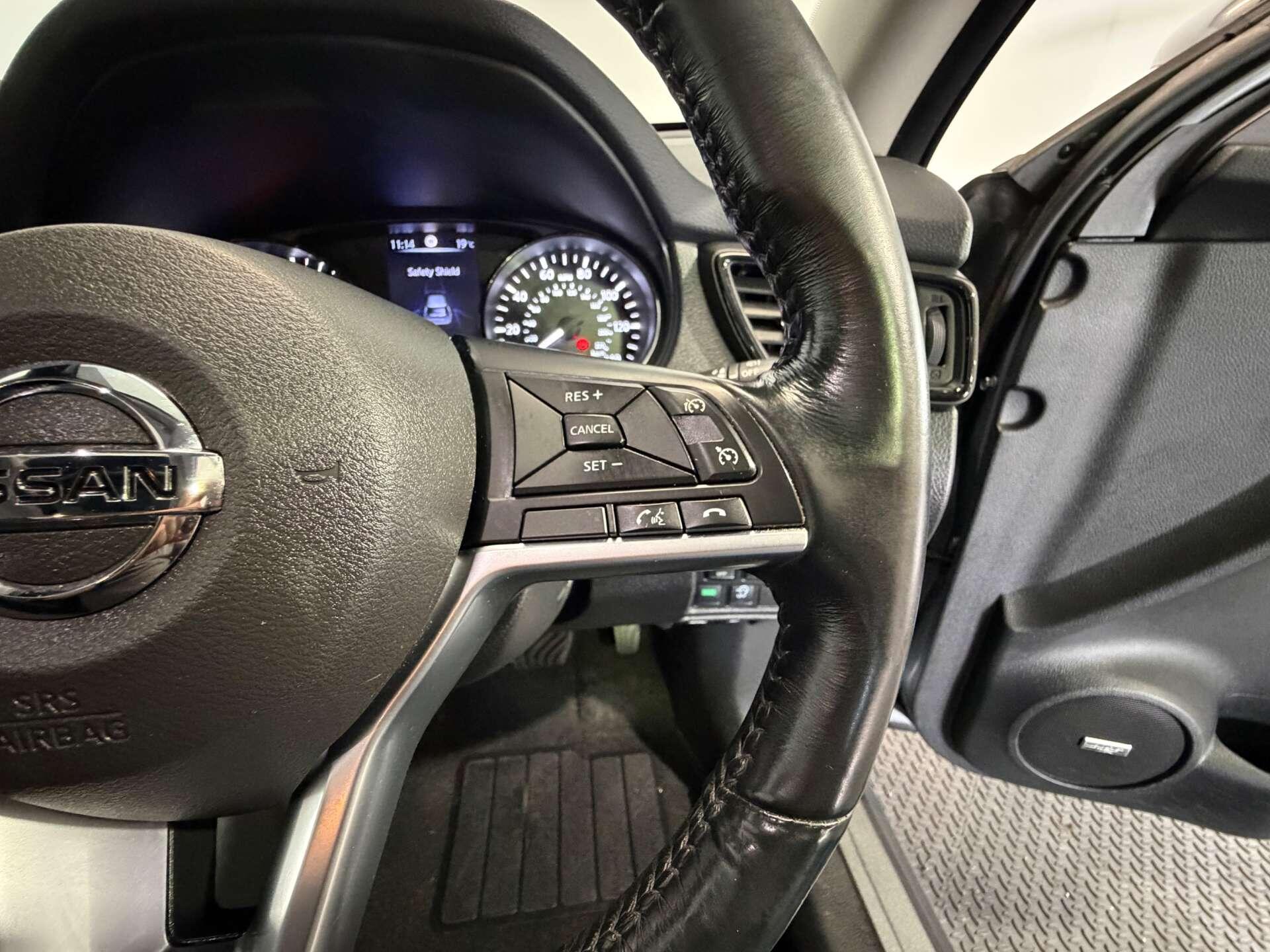 Nissan X-Trail view 36