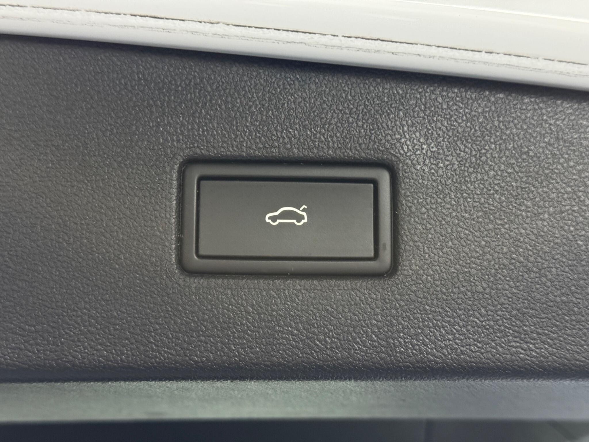 Volkswagen Tiguan Allspace view 40