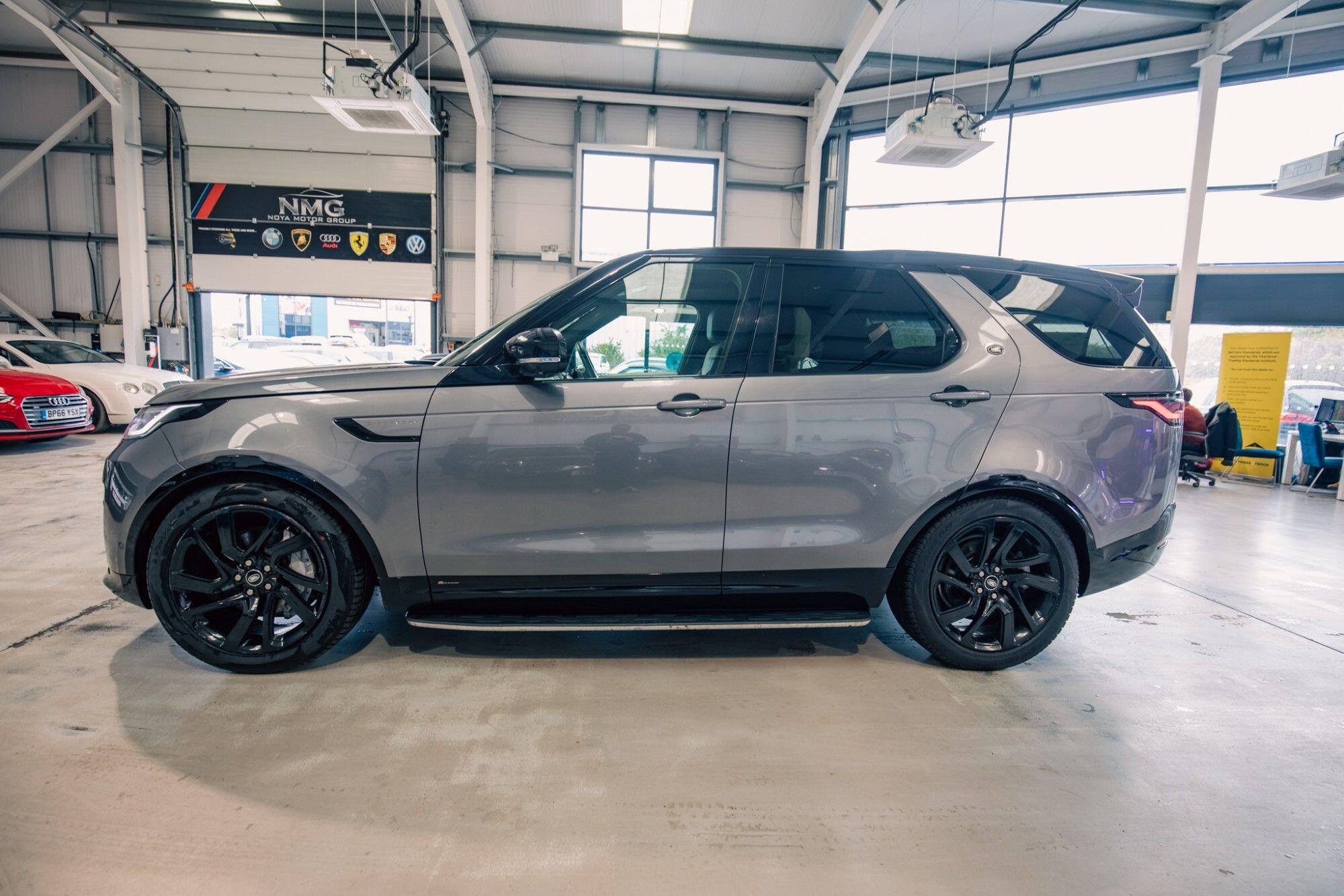 Land Rover Discovery view 61