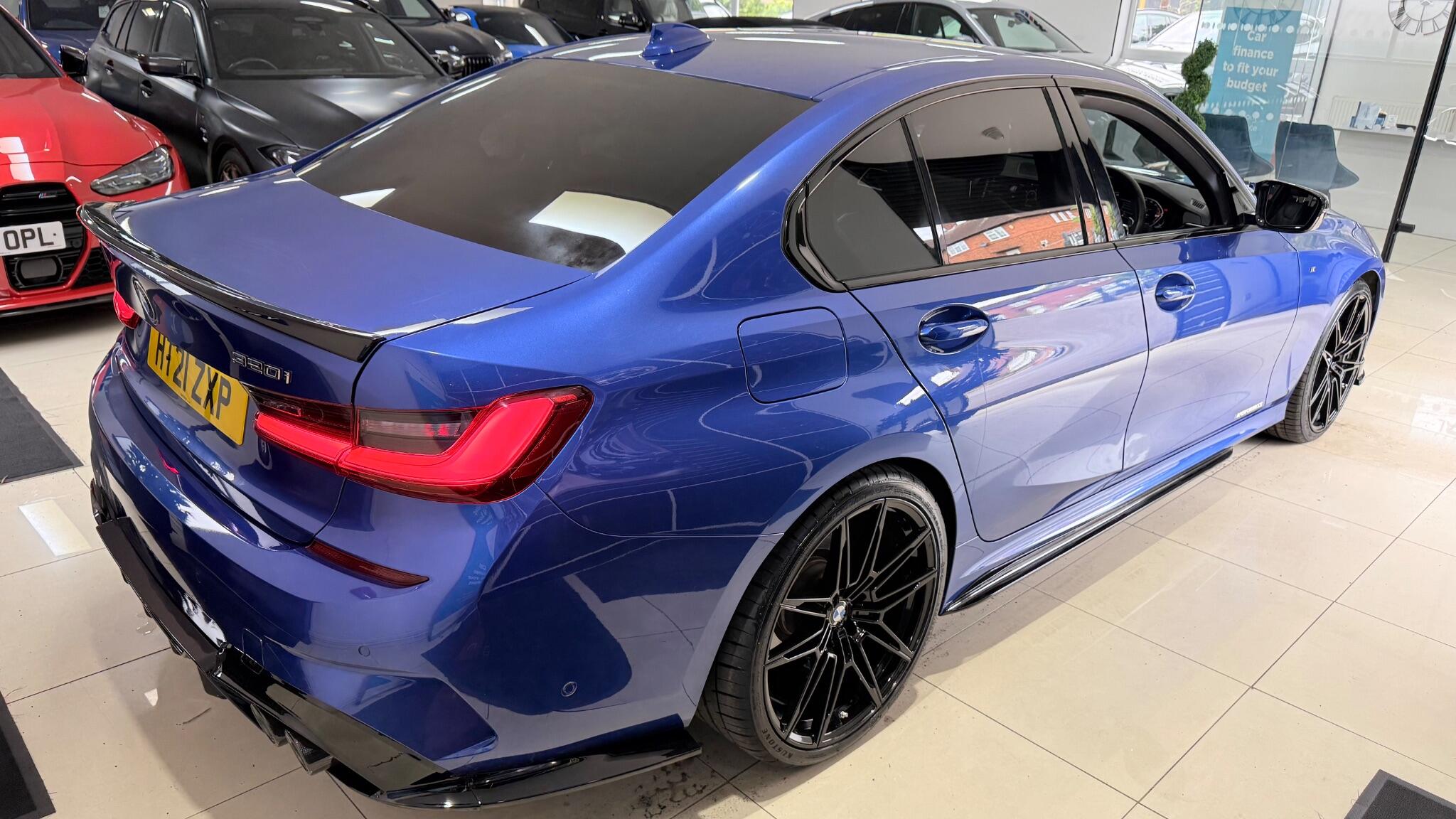 BMW 3 Series view 41