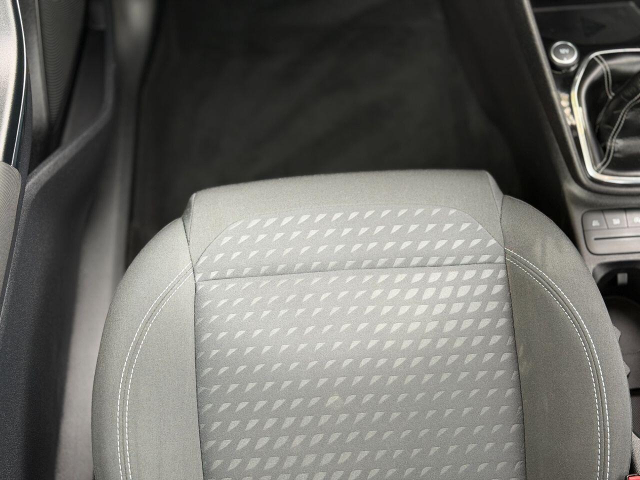 Ford Fiesta view 125