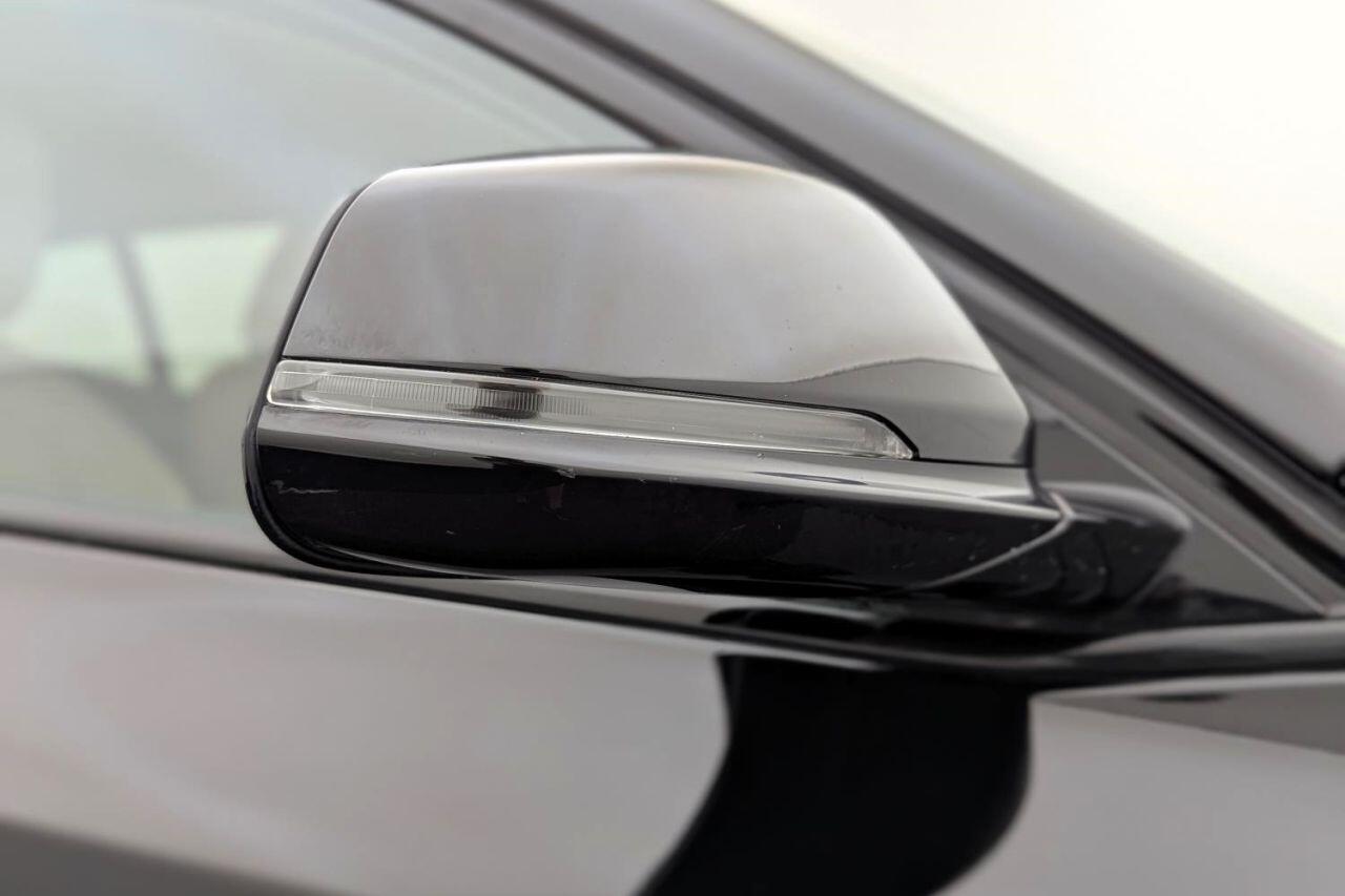 BMW X2 view 41