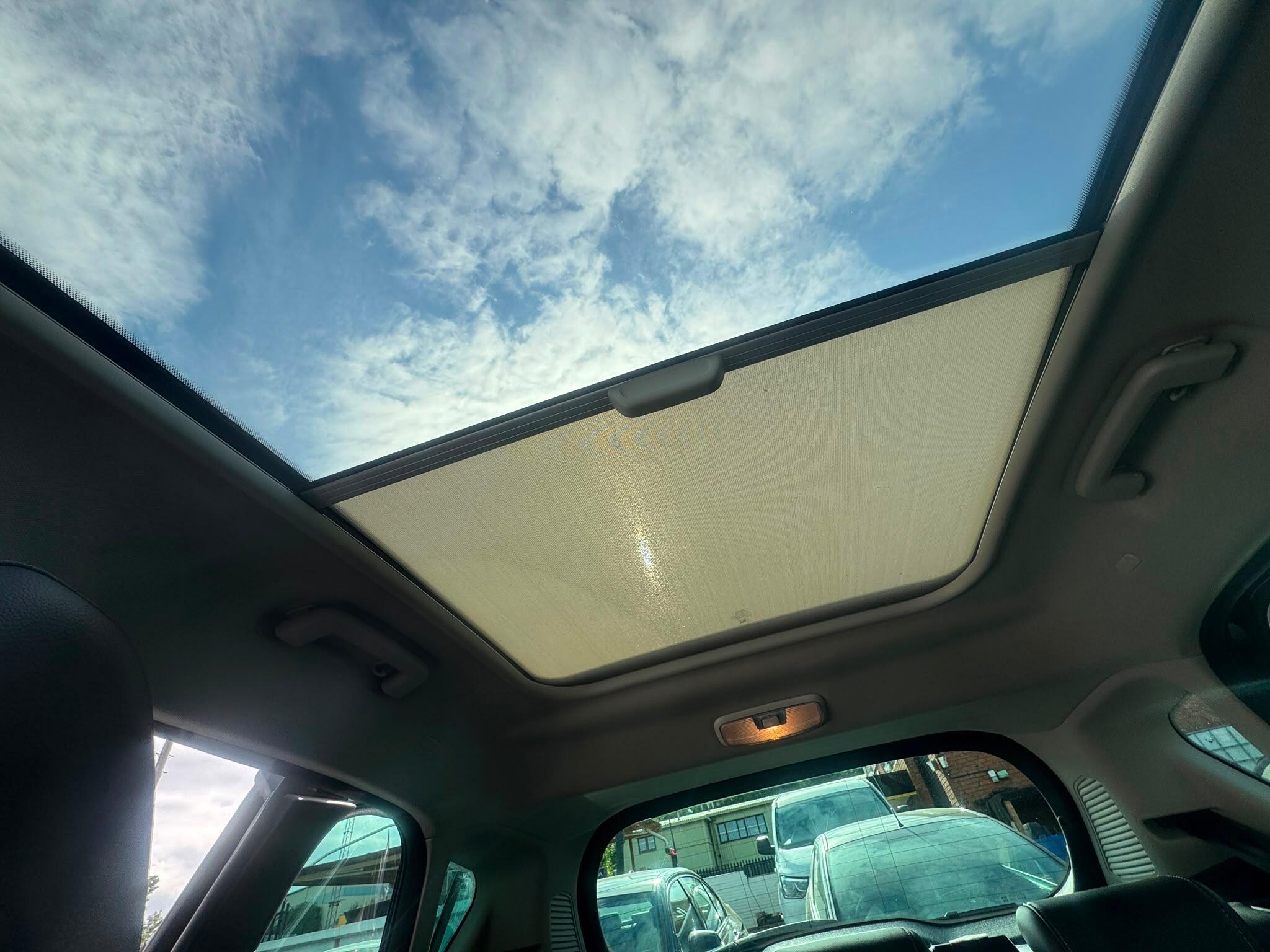 Ford B-Max view 29