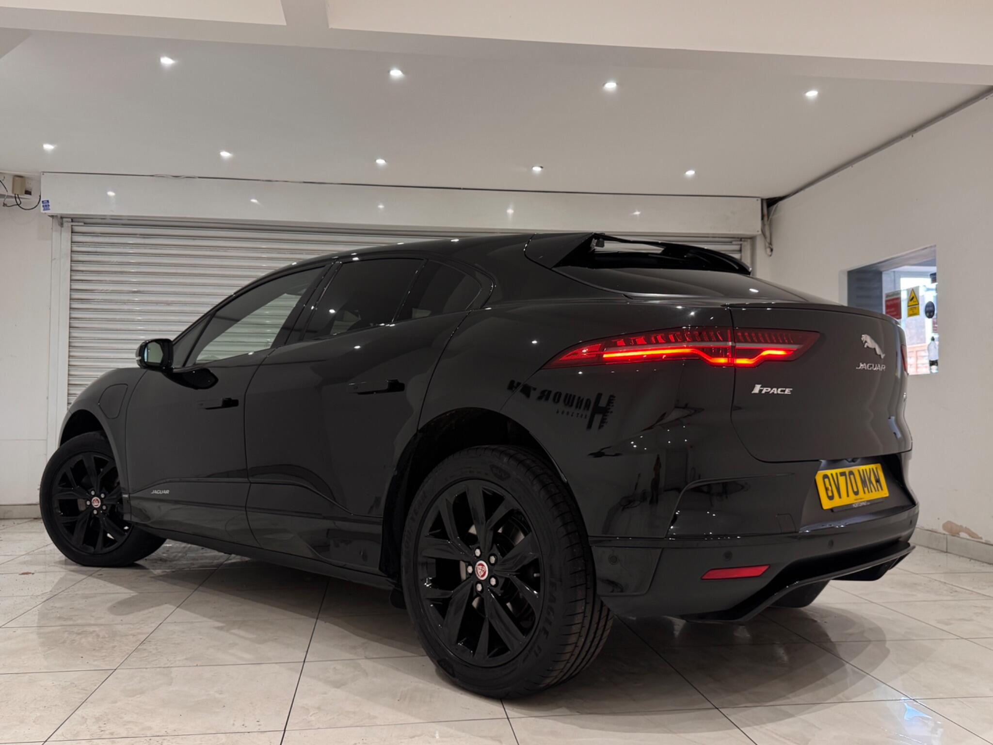 Jaguar I-Pace view 6