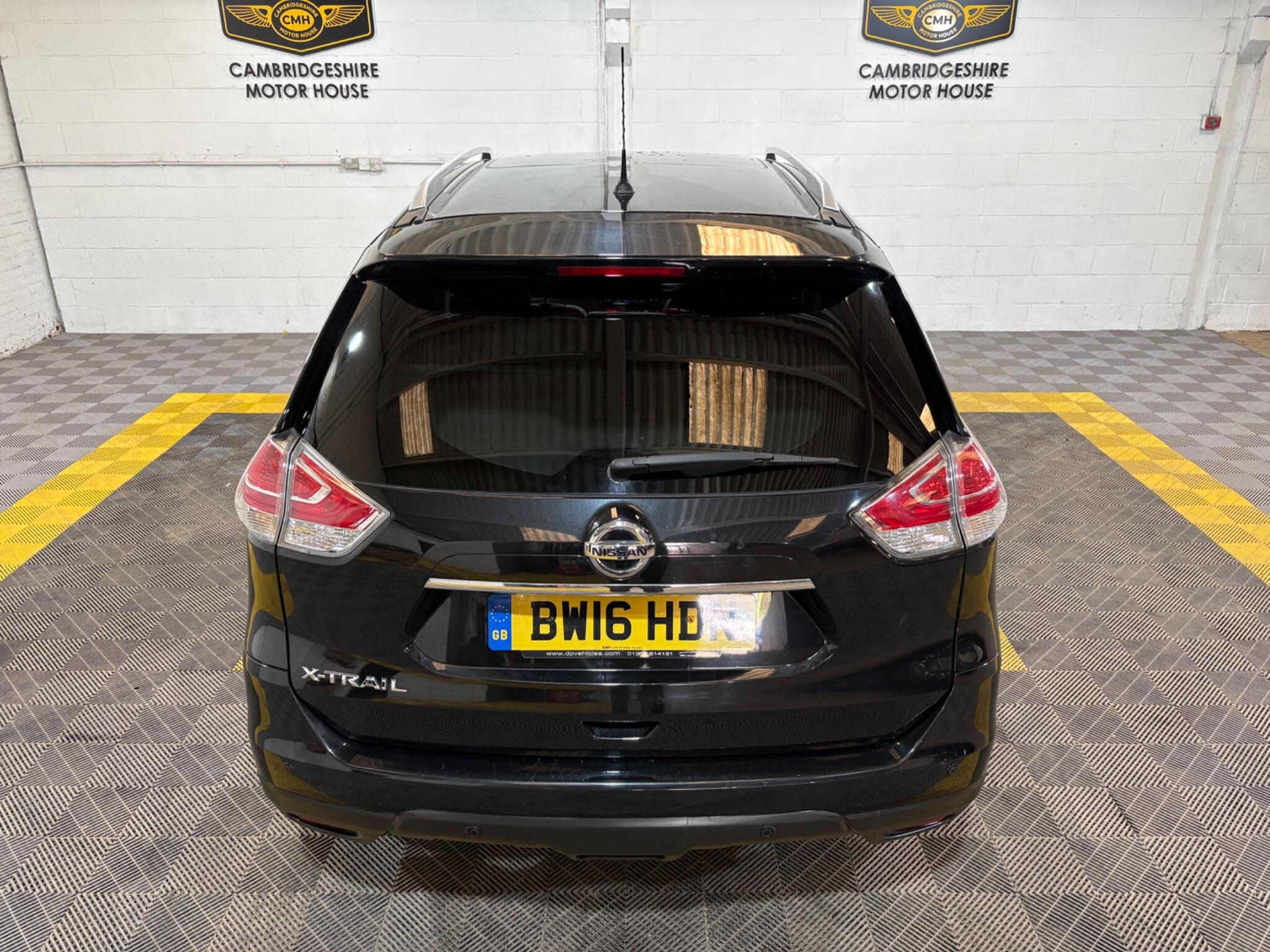 Nissan X-Trail view 81