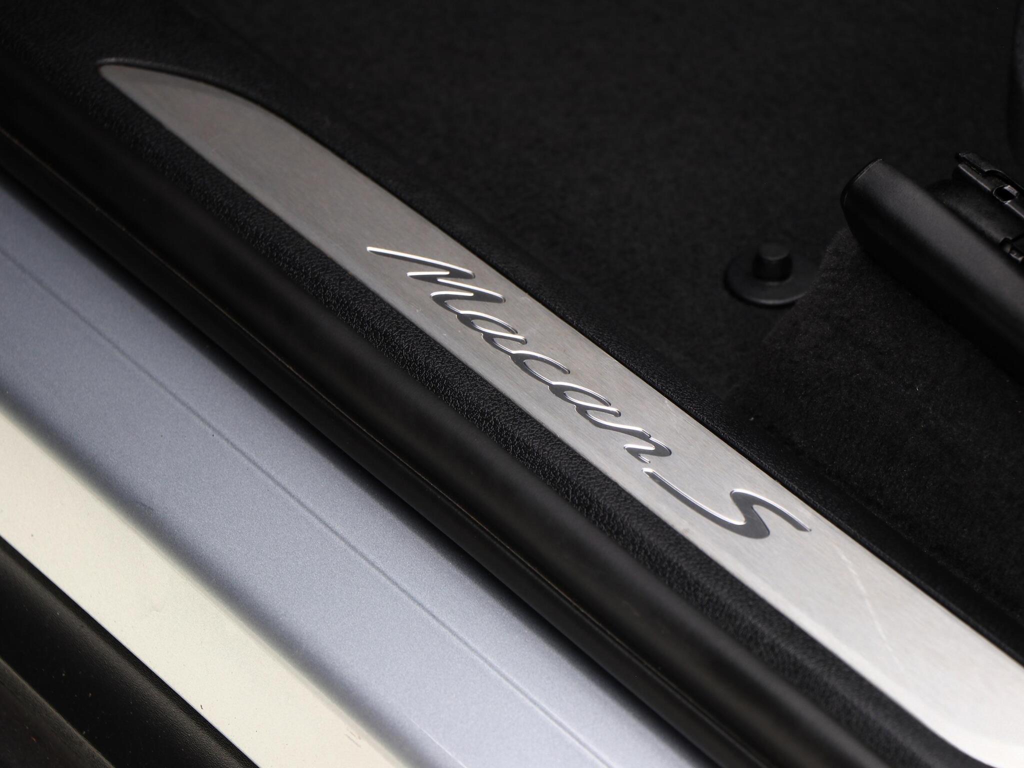 Porsche Macan view 31