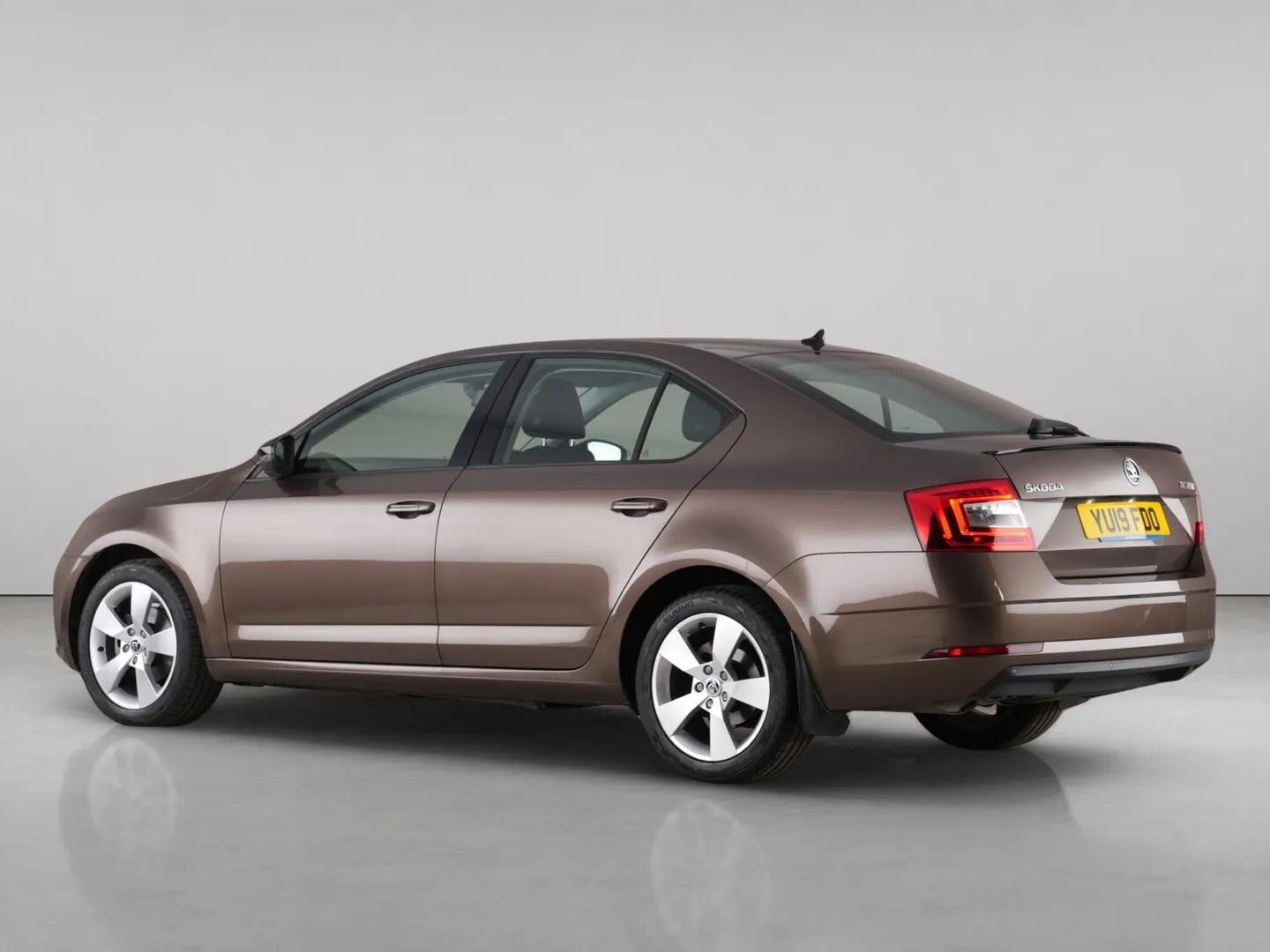 Skoda Octavia view 8