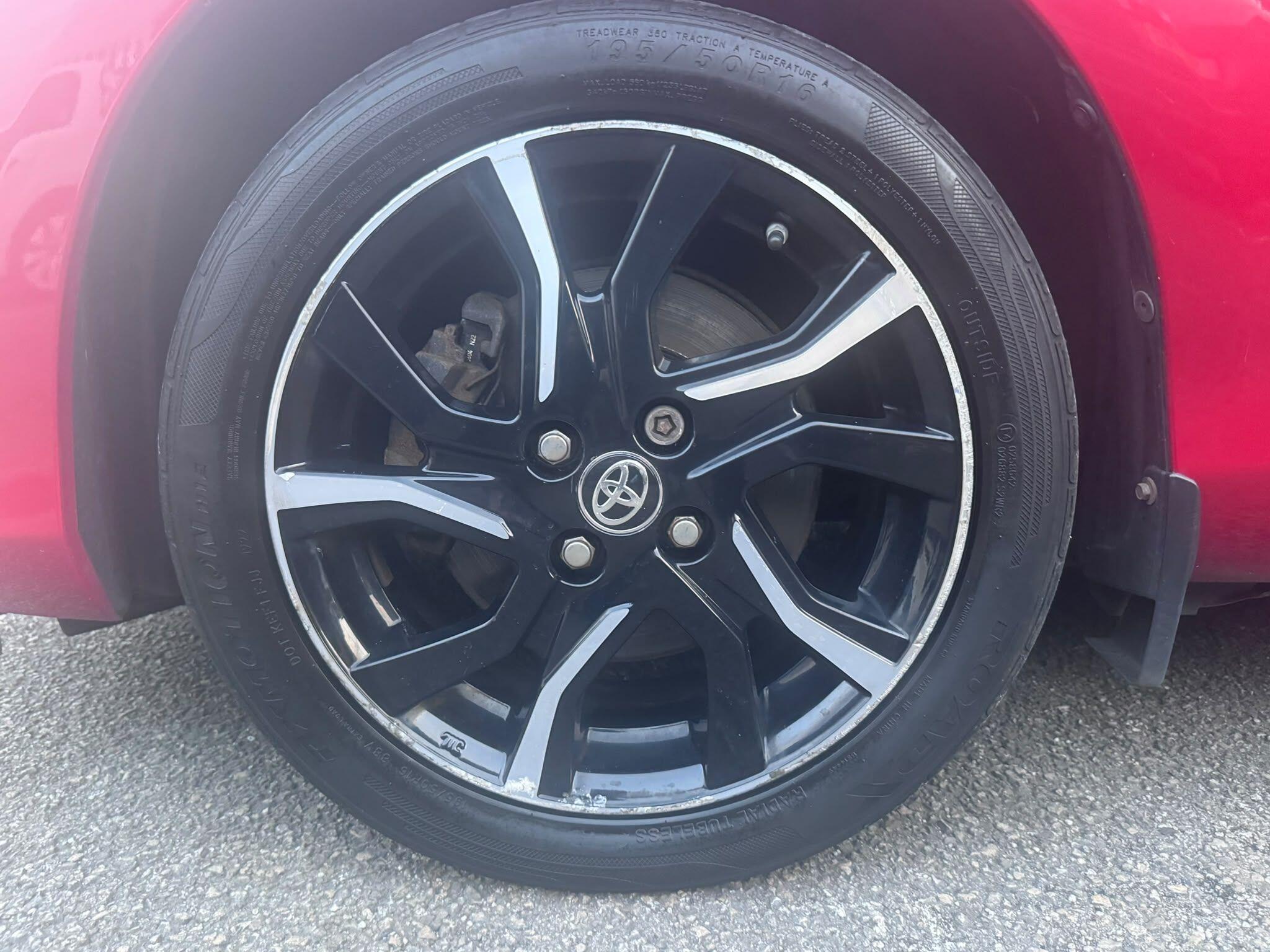 Toyota Yaris view 36