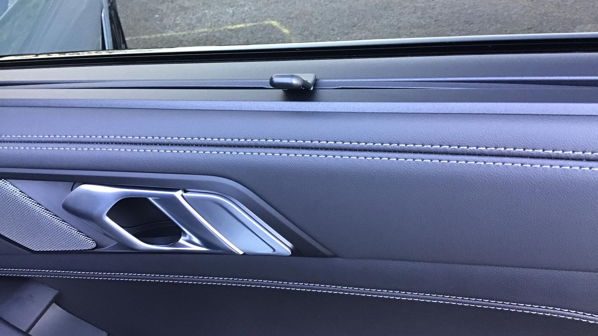 BMW X6 view 35