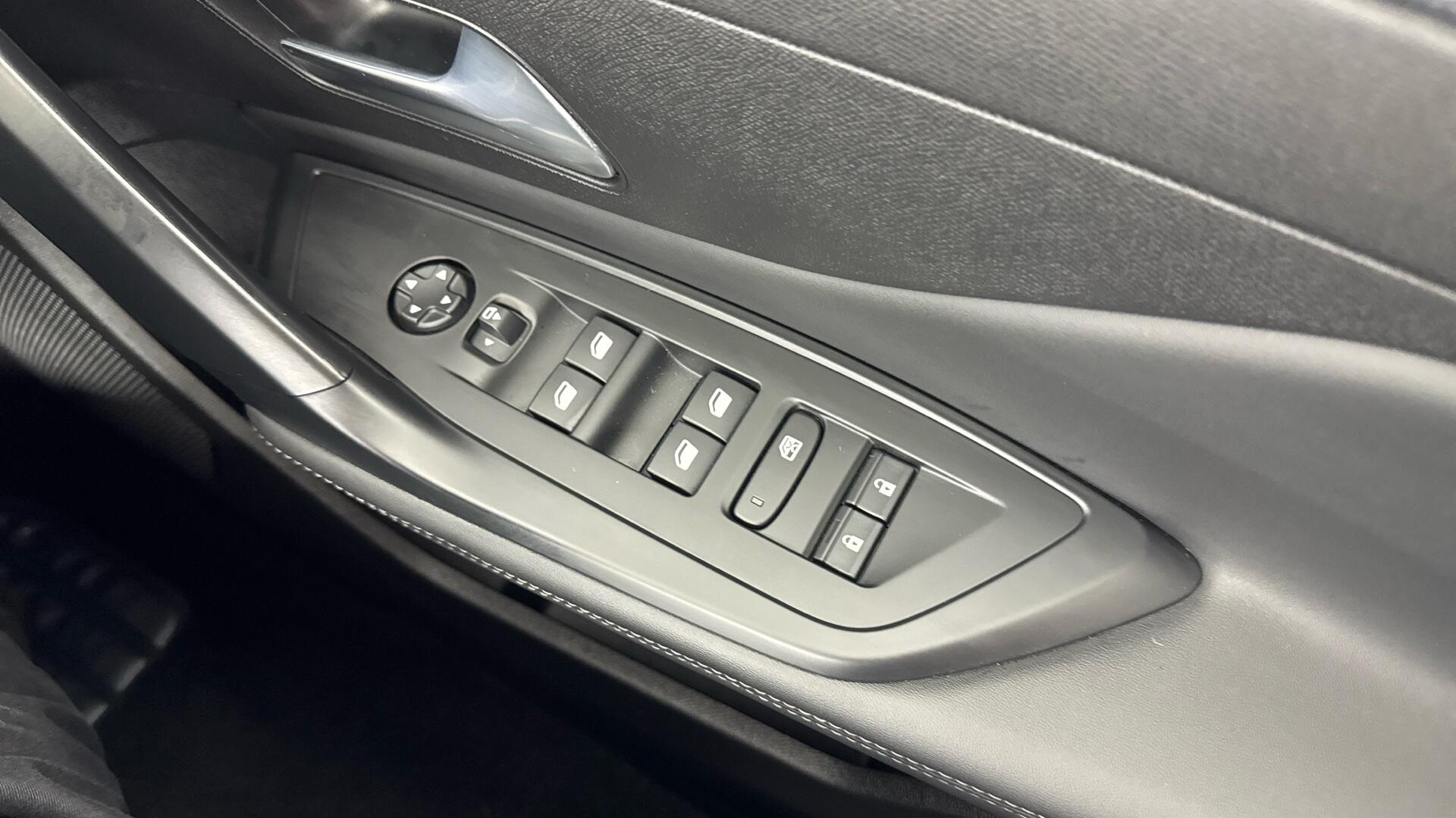 Peugeot 408 view 41