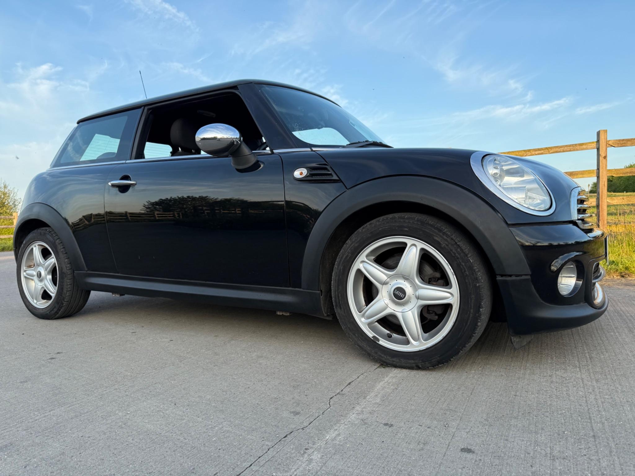 MINI Hatch 1.6 Cooper Euro 5 (s/s) 3dr — photo 9 of 78