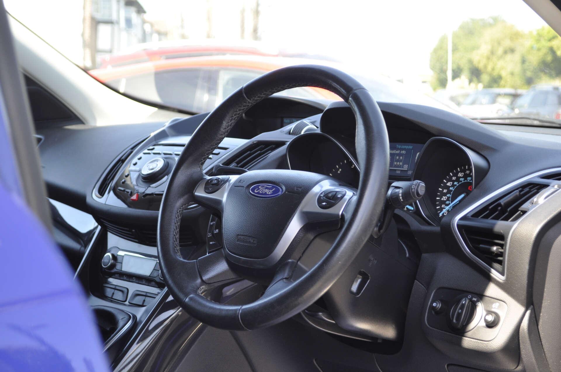Ford Kuga view 8