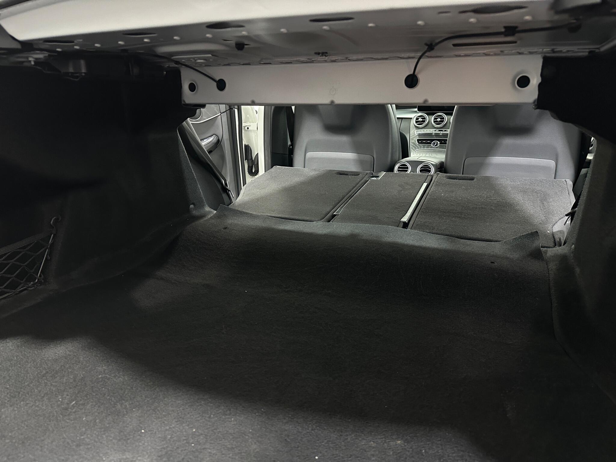 Mercedes-Benz C Class view 46