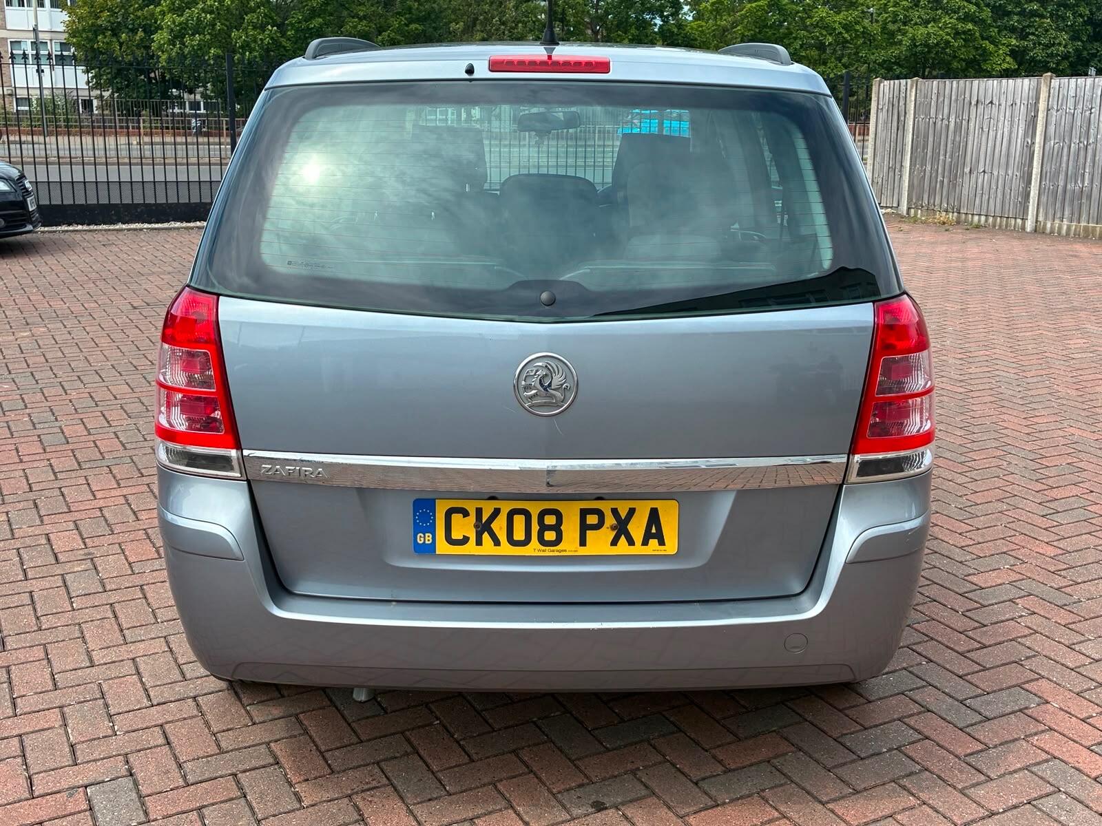 Vauxhall Zafira view 7