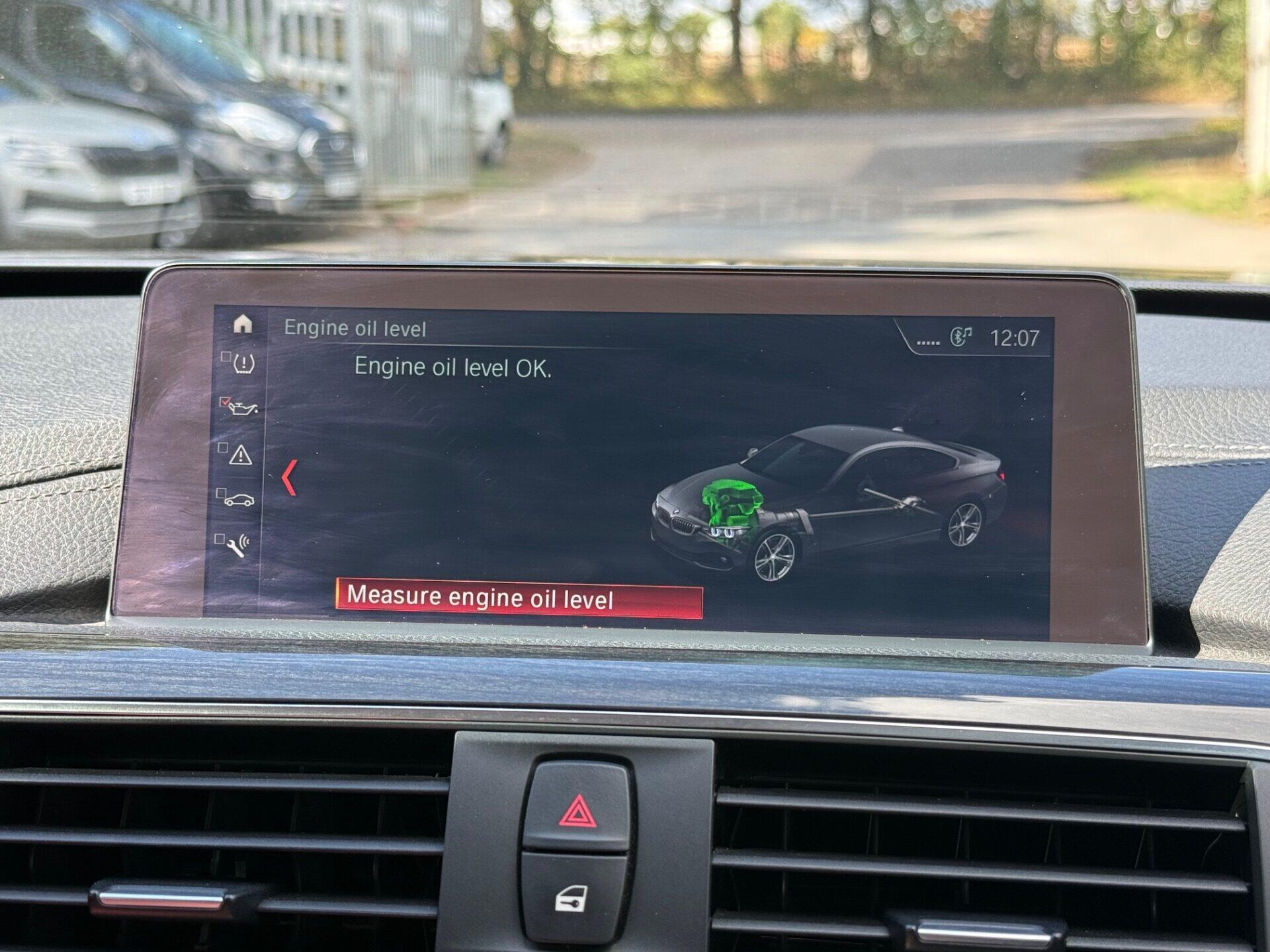 BMW 4 Series view 40
