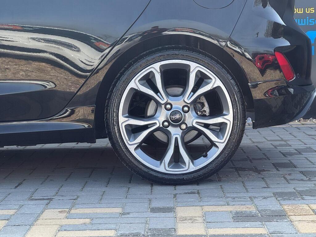 Ford Fiesta view 12