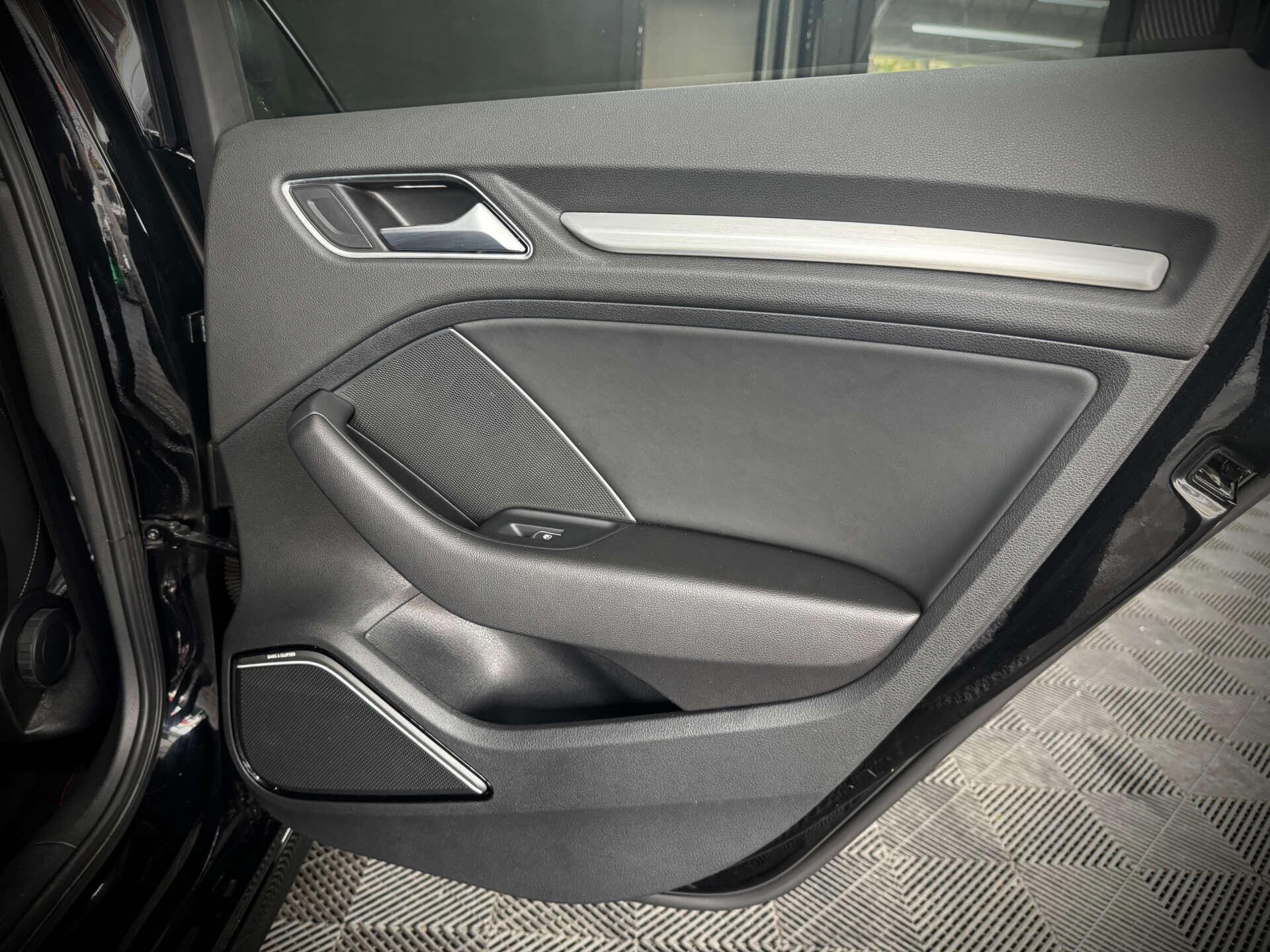 Audi S3 view 64