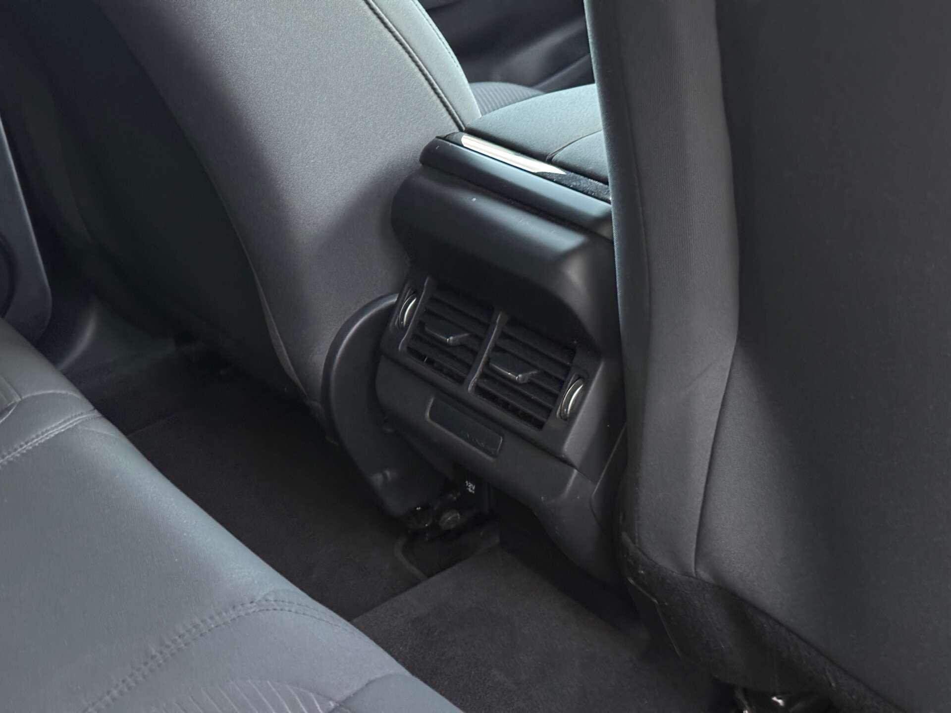 Land Rover Range Rover Evoque view 22
