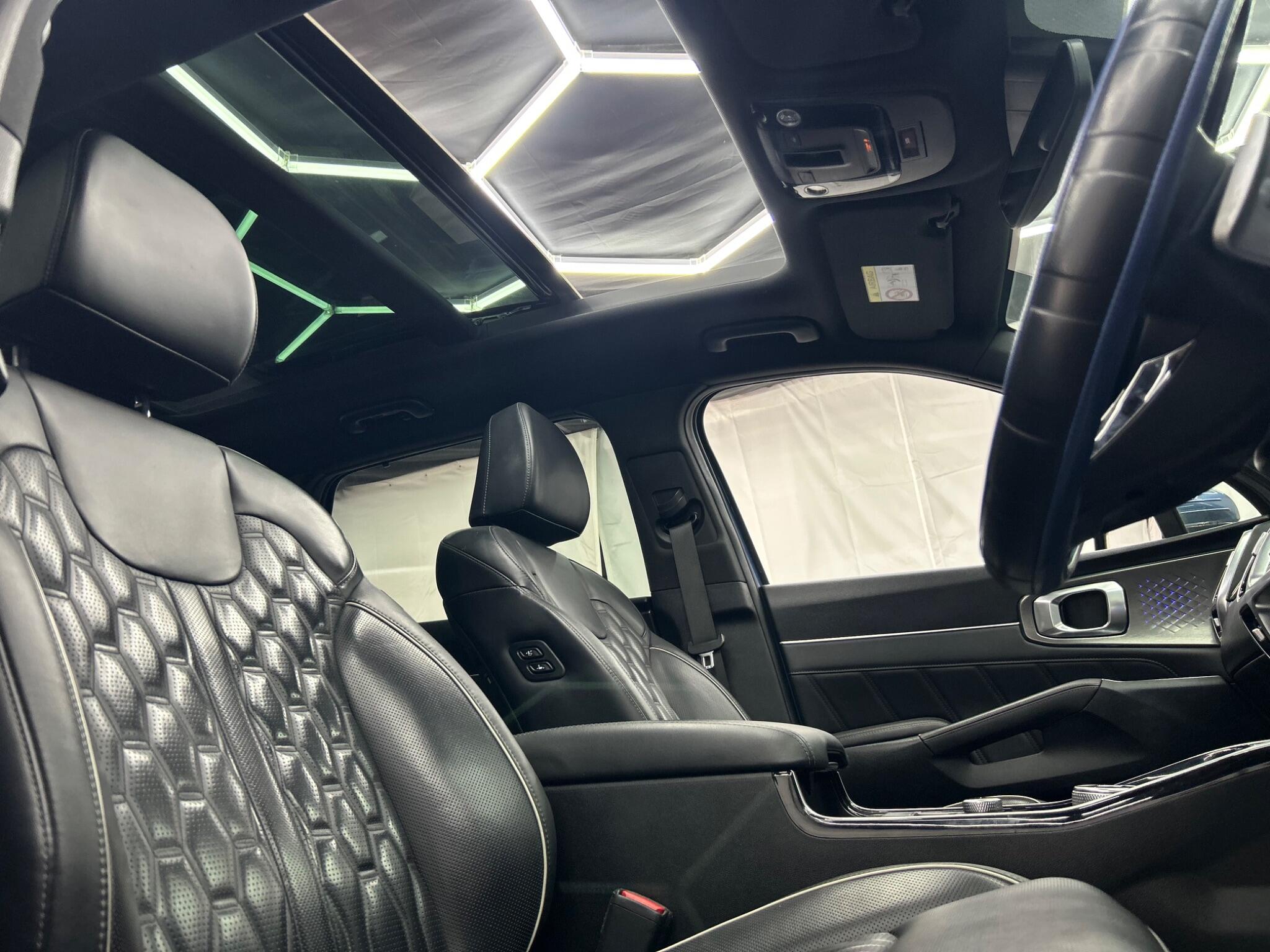 Kia Sorento view 16