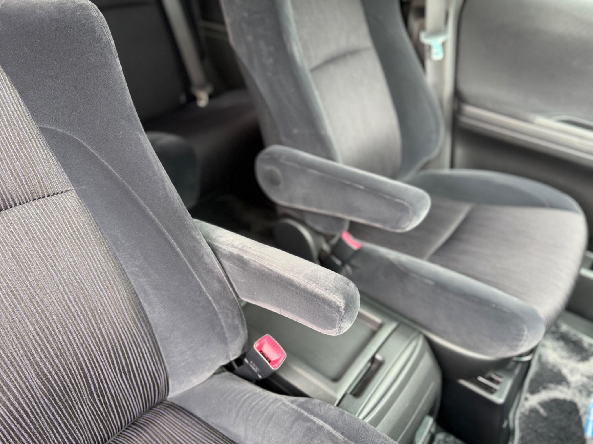 Toyota Vellfire view 45