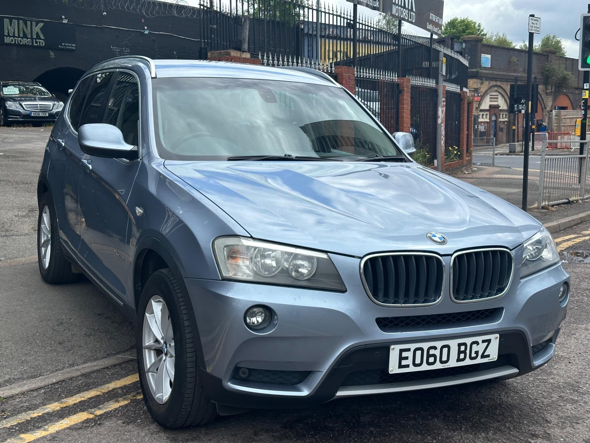 BMW X3 view 3