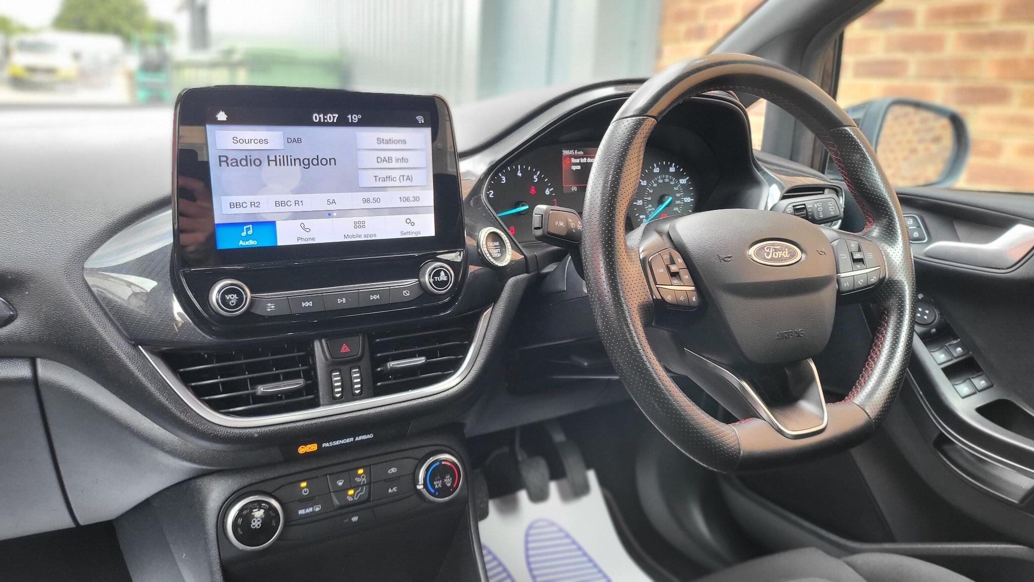 Ford Fiesta view 11