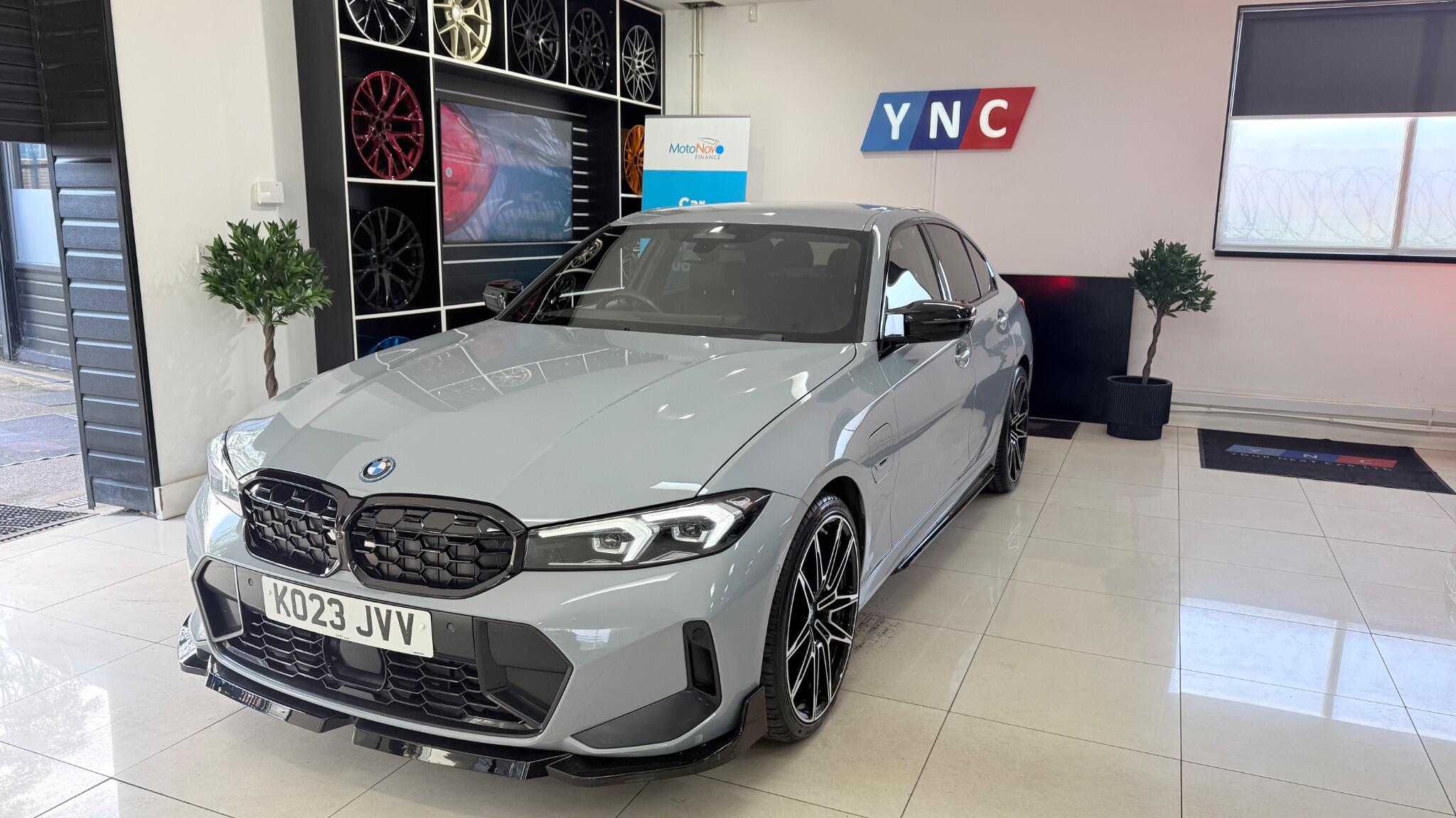 BMW 3 Series view 54