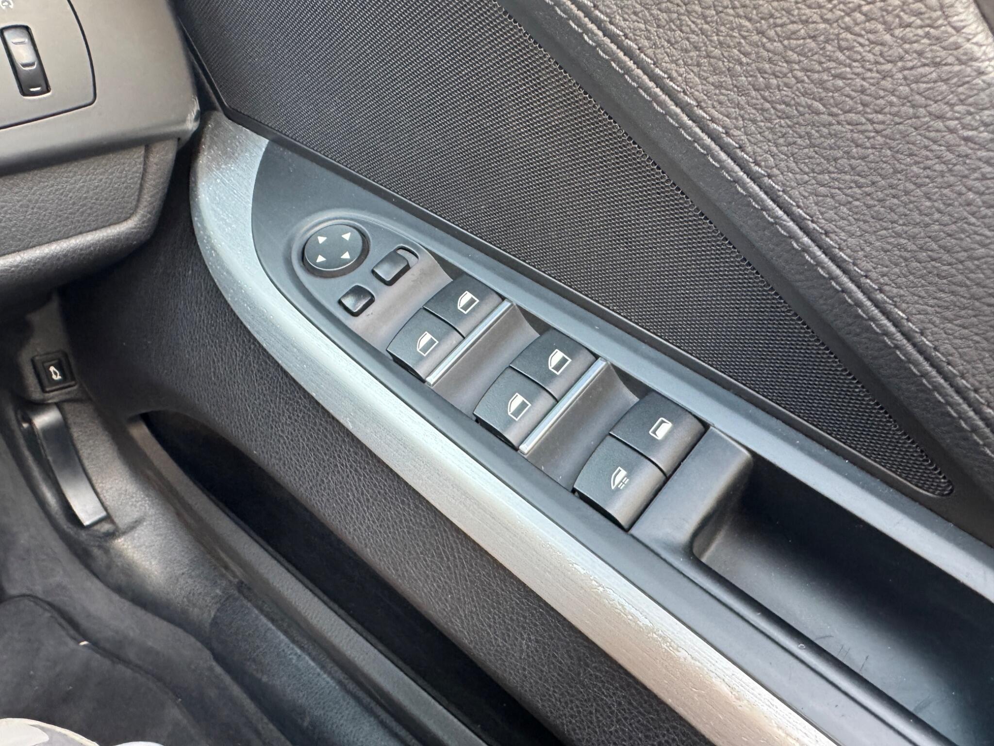 BMW 6 Series view 35