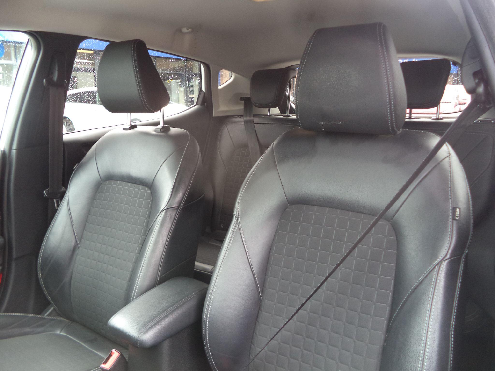 Ford Fiesta view 34