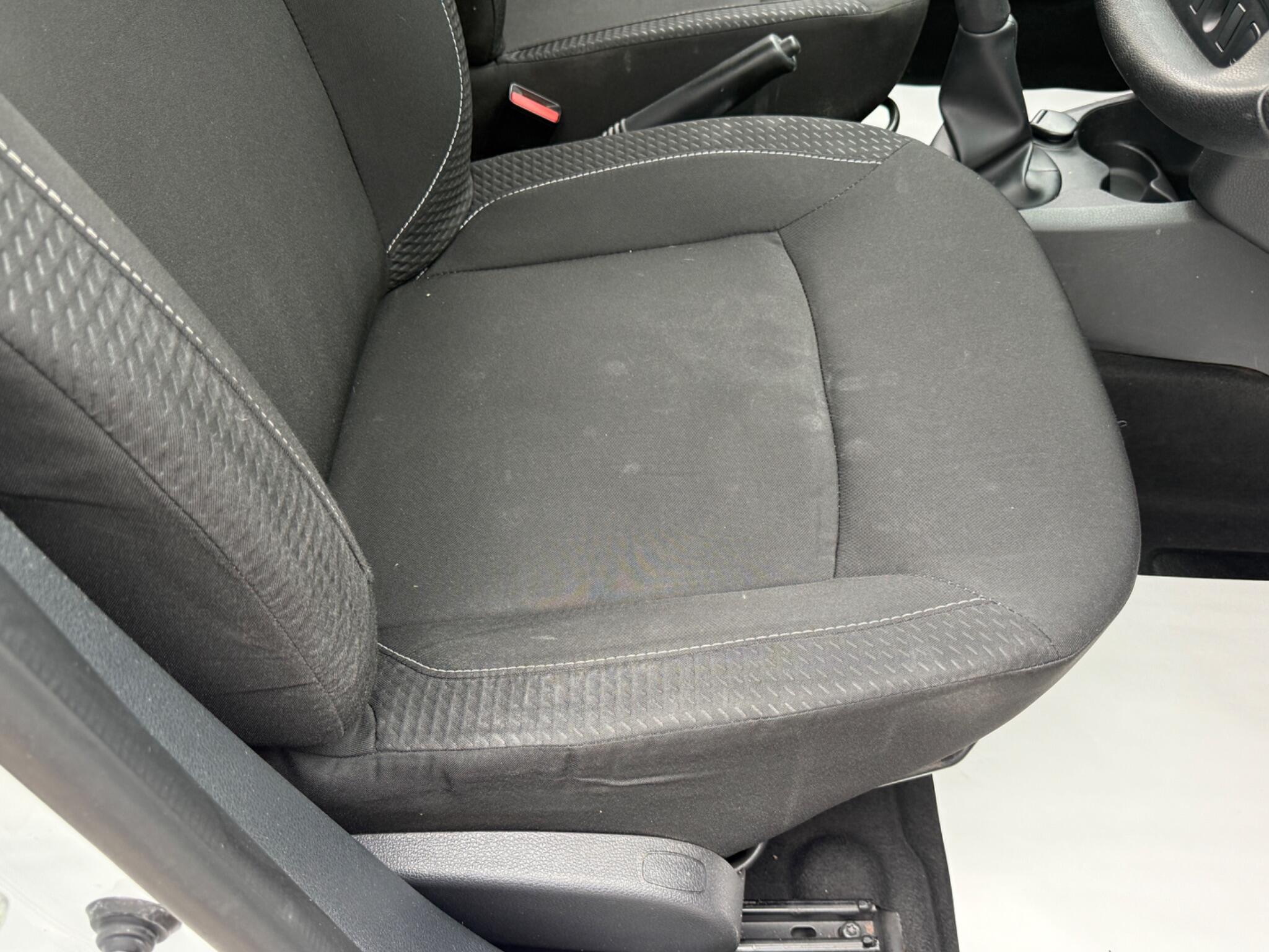 Dacia Sandero - Image 38