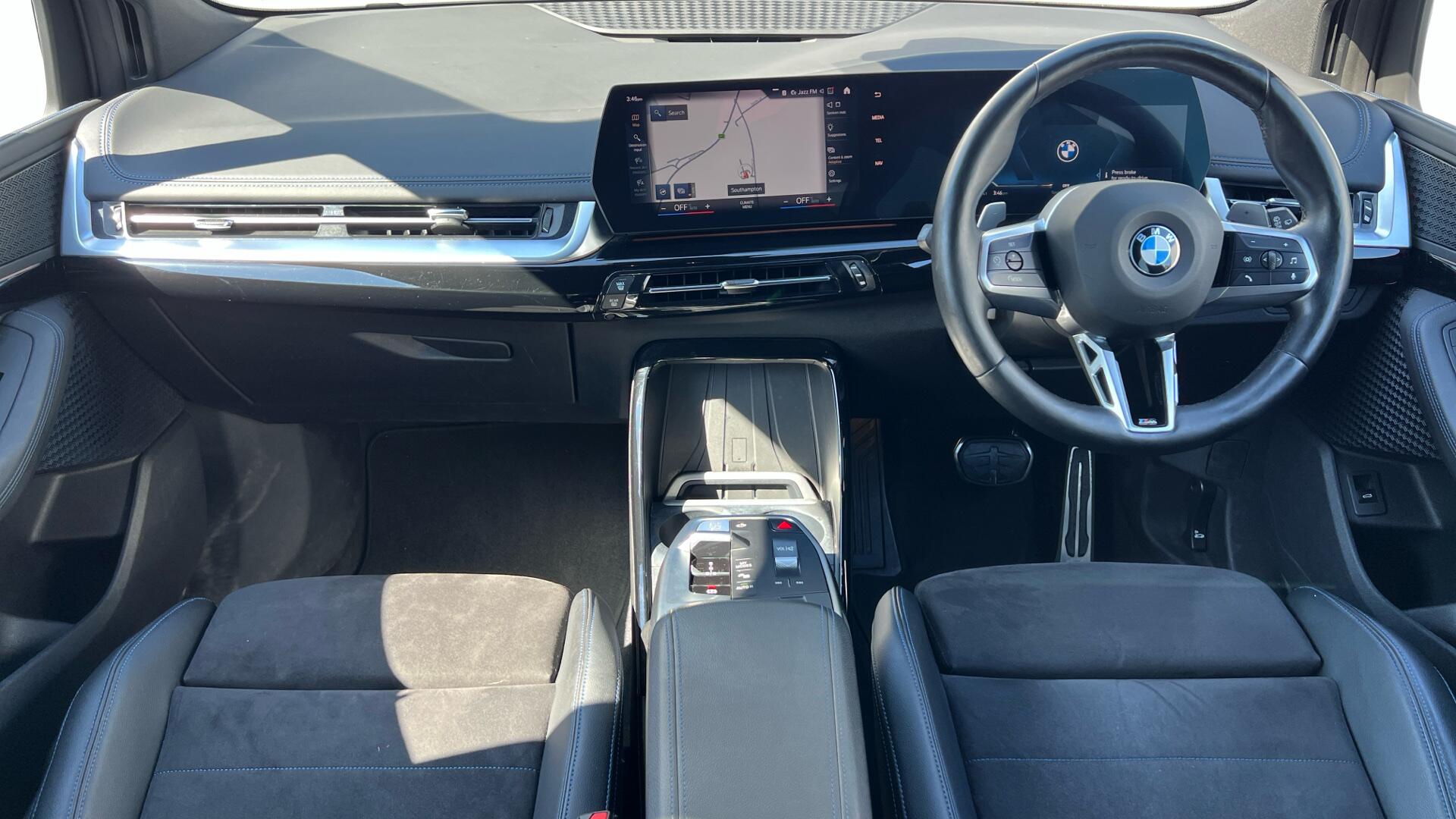 BMW 2 Series view 4