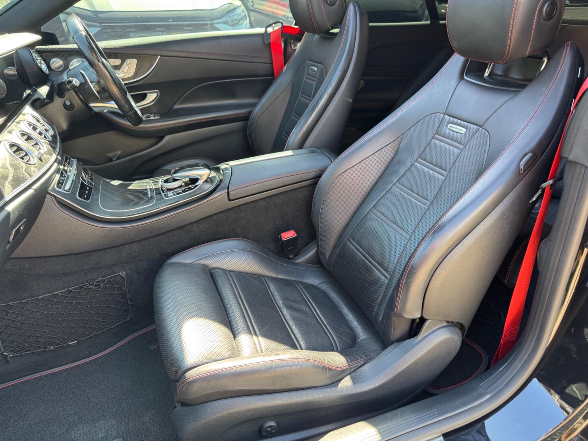 Mercedes-Benz E Class view 29