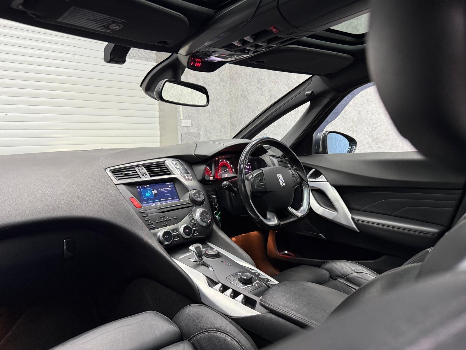 Citroen DS5 view 10