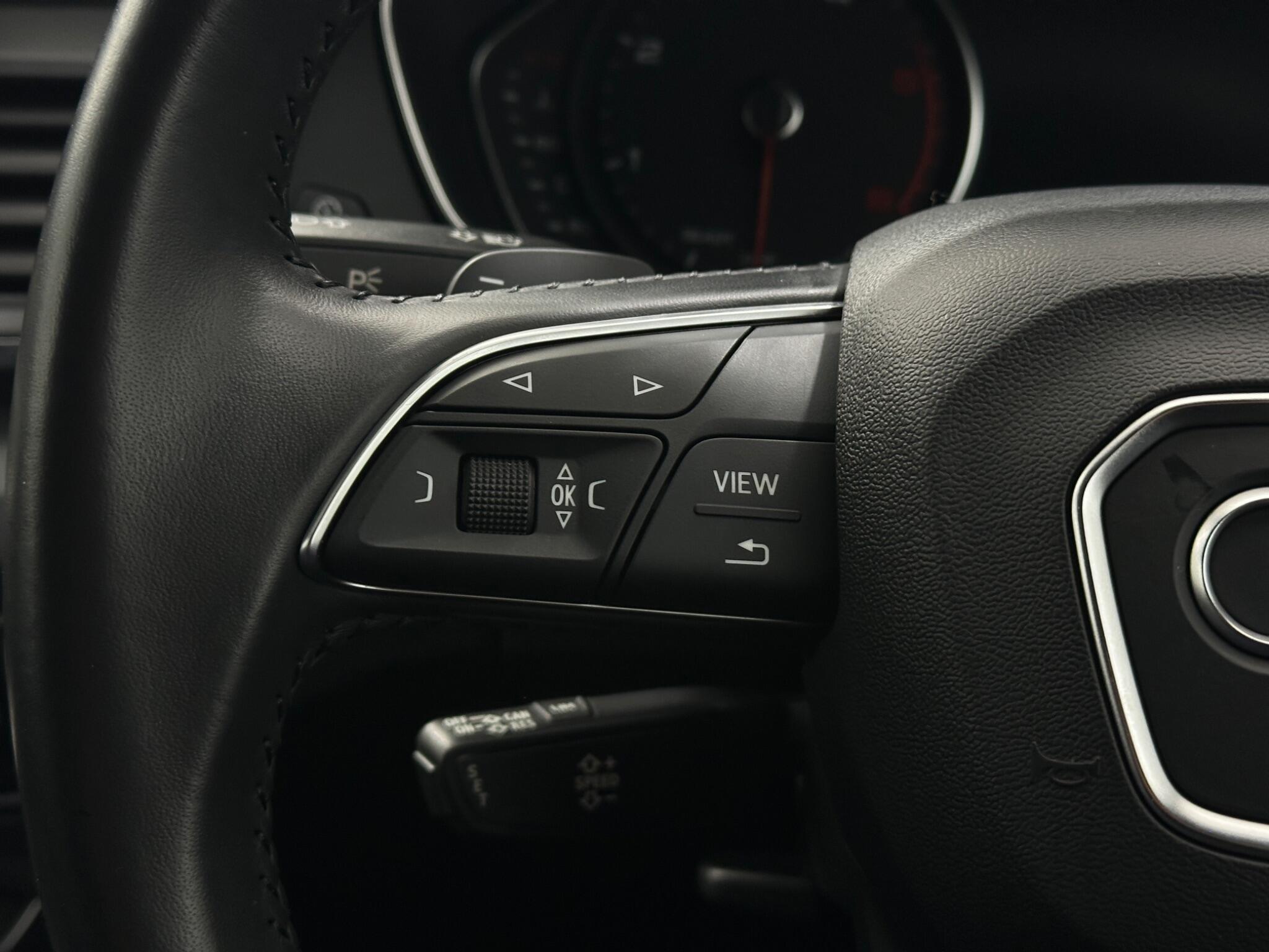 Audi Q5 view 15