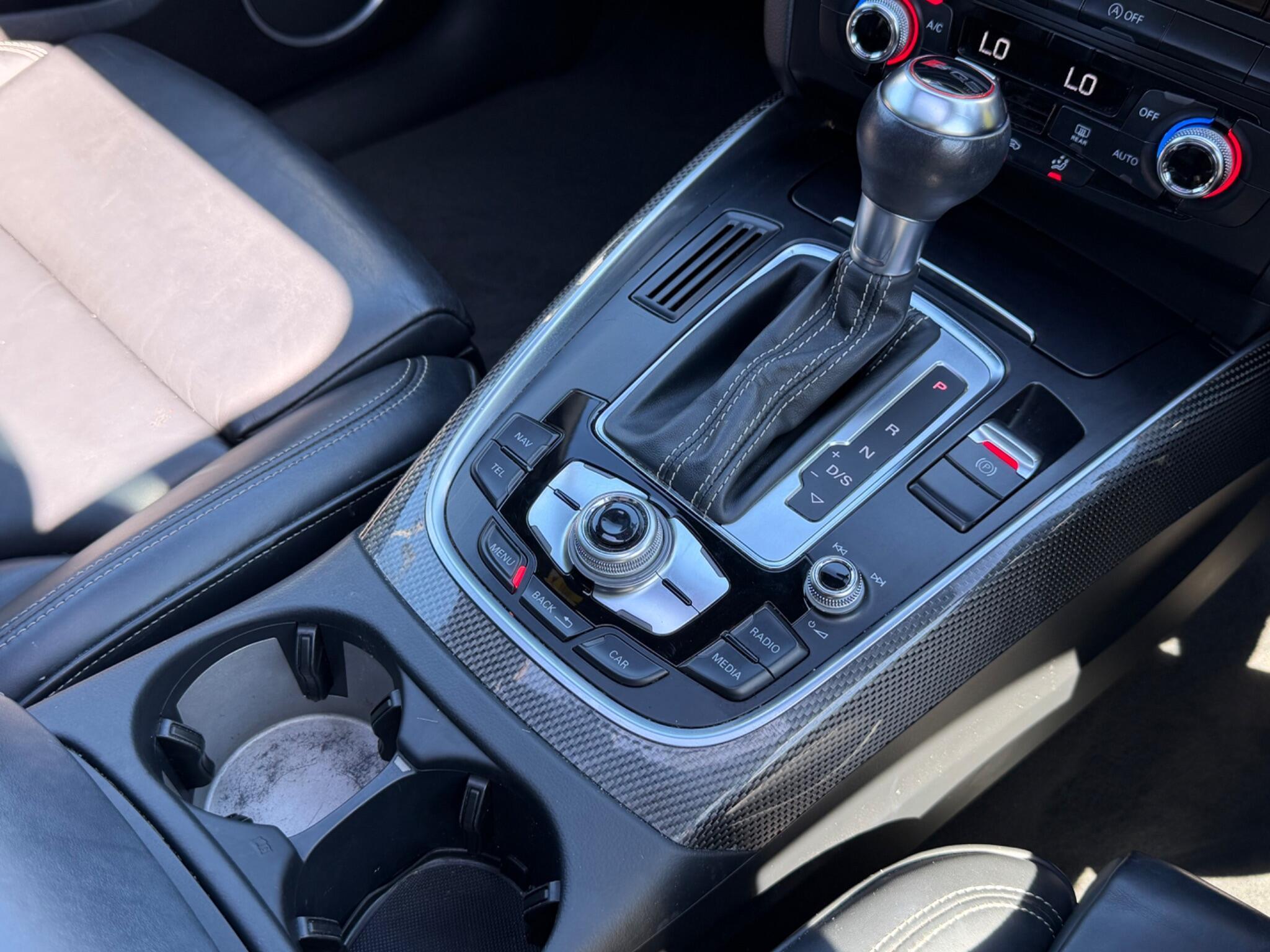 Audi SQ5 view 43
