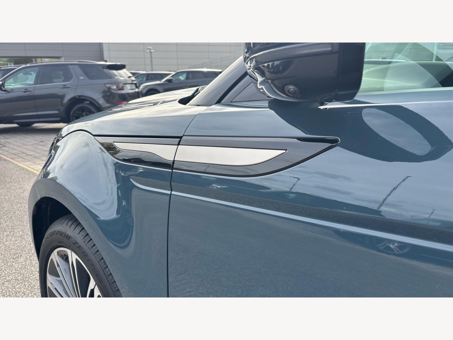 Land Rover Range Rover Evoque view 24