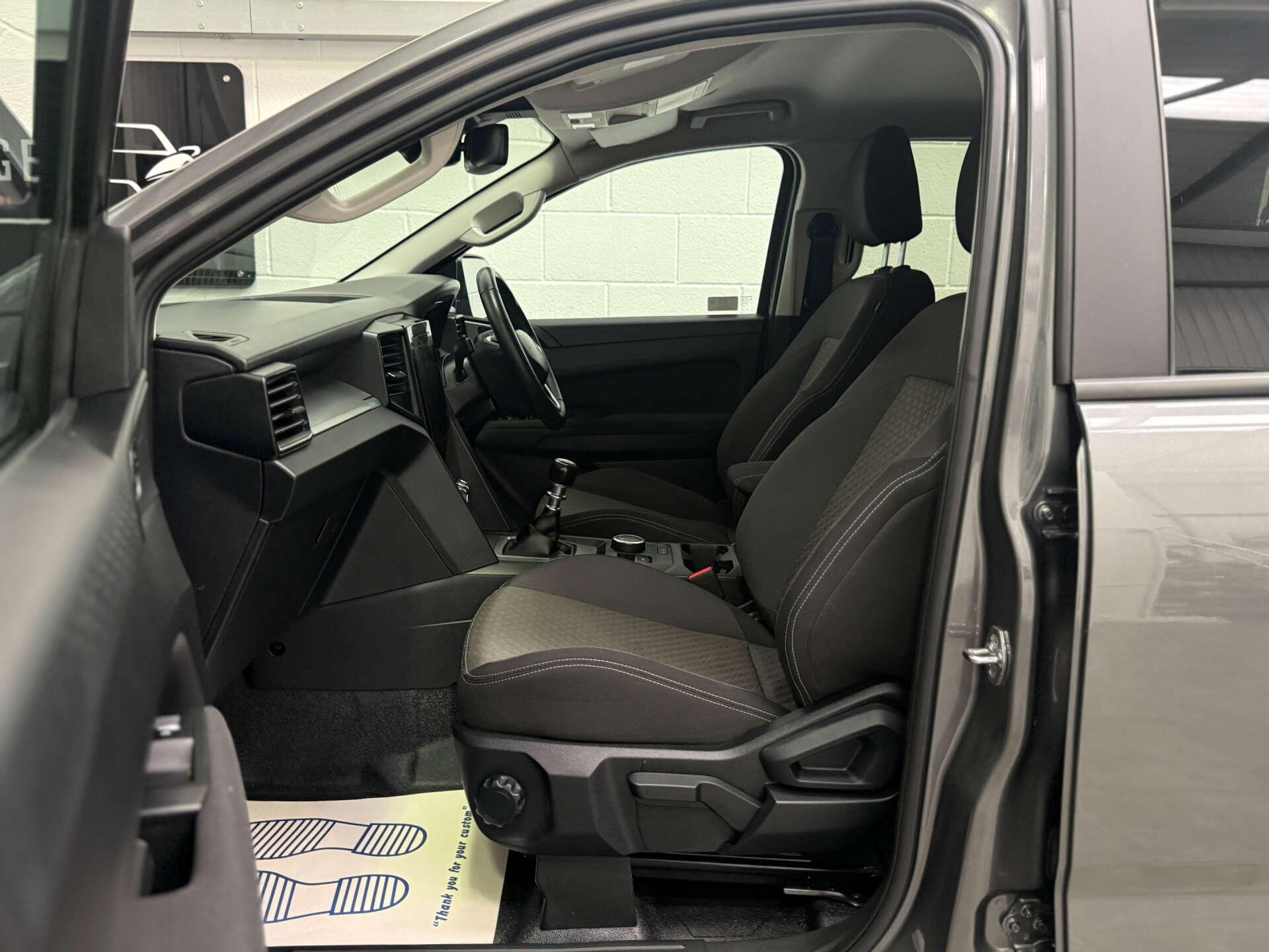 Volkswagen Amarok view 16