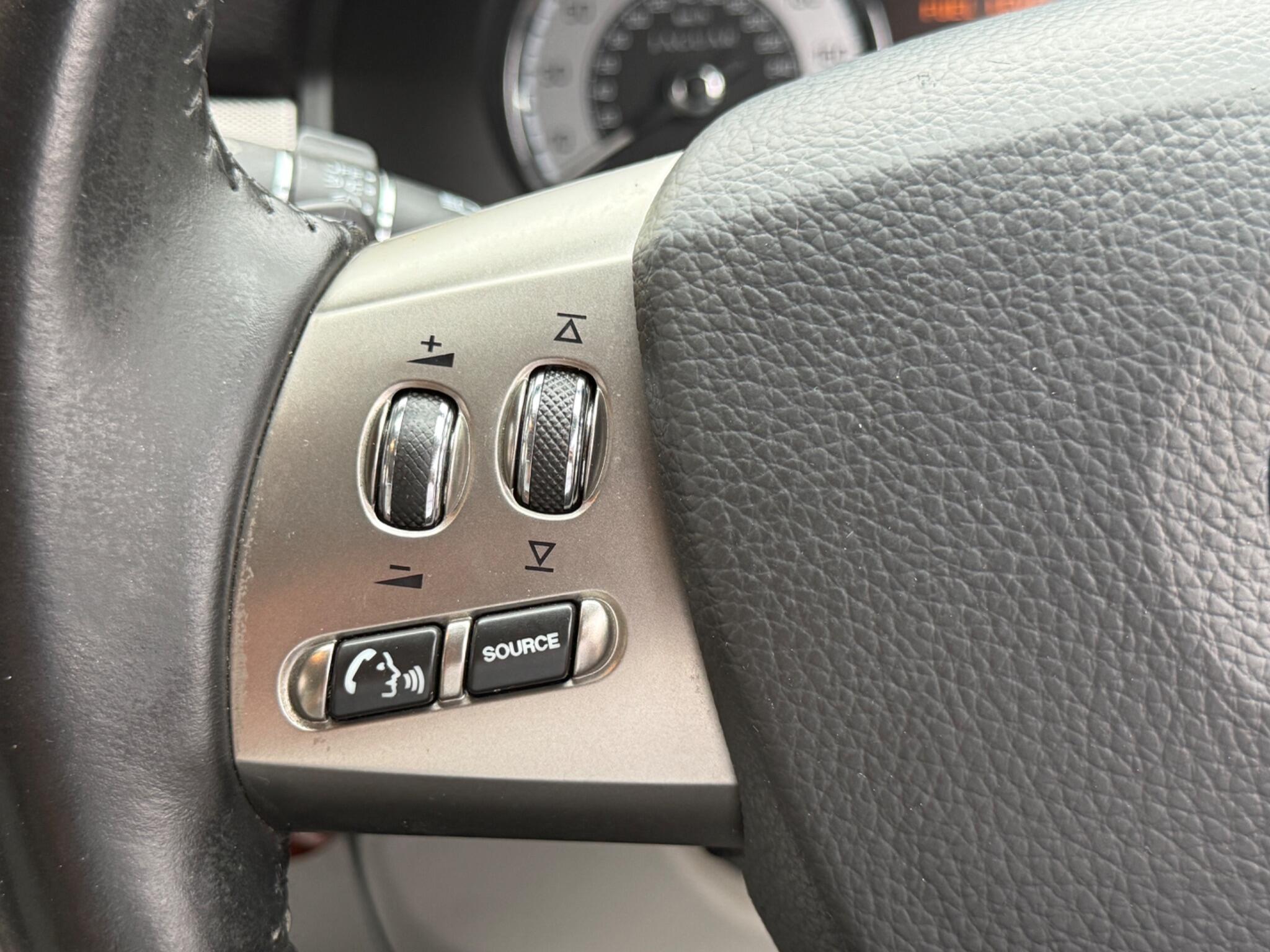 Jaguar XF - Image 58